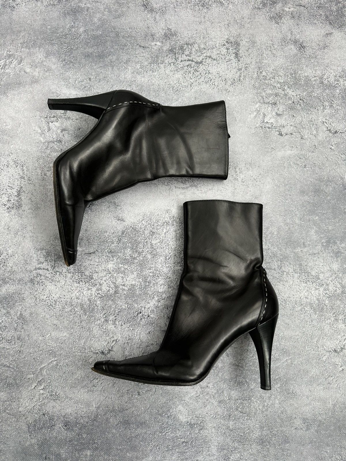 Gucci Gucci by Tom Ford Vintage Leather Boots Black Heels 39 1/2C Size US 9.5 / IT 39.5 - 1 Thumbnail