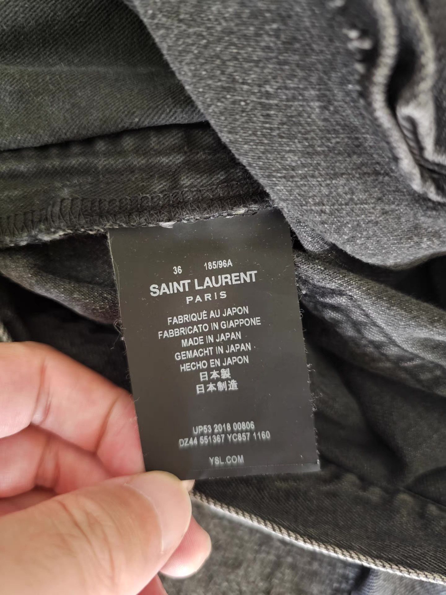Saint Laurent Paris Saint Laurent denim shorts. Size US 38 / EU 54 - 6 Thumbnail