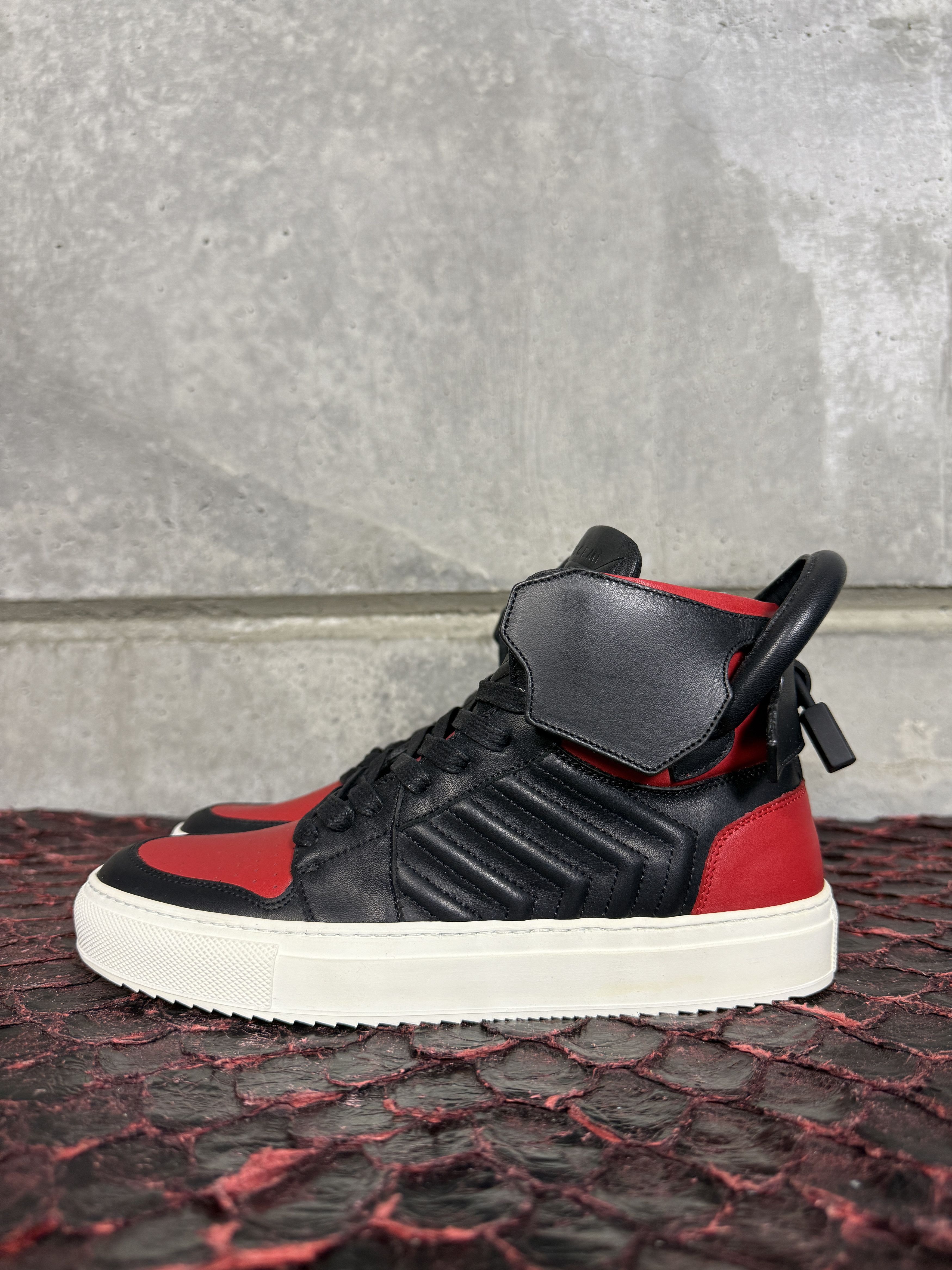 Buscemi $695 Buscemi 110MM FIEG Black & Red Size US 6 / IT 36 - 3 Thumbnail