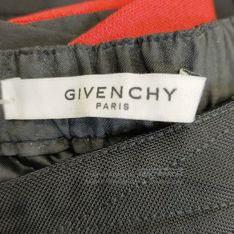 Givenchy Givenchy Size46 Red and Black Colorblock Long Pants Size US 30 / EU 46 - 3 Thumbnail