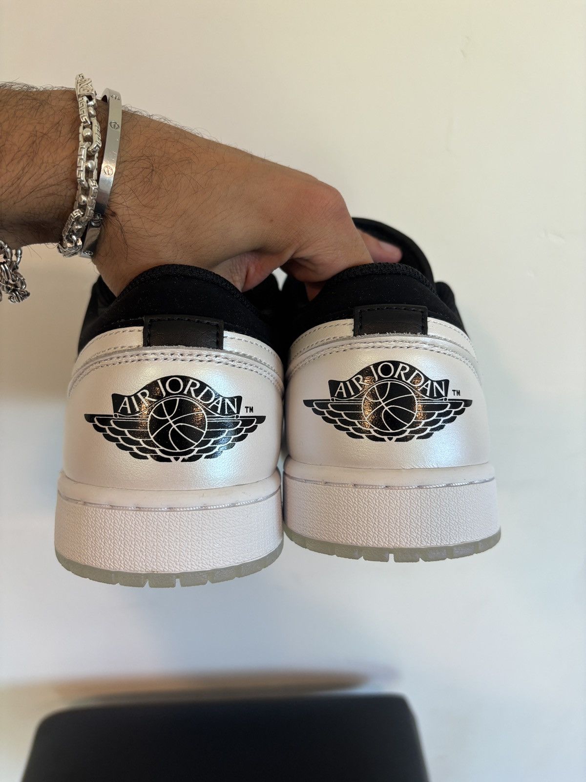 Jordan Brand Jordan 1 Low SE Diamond Shorts Size US 10 / EU 43 - 5 Thumbnail