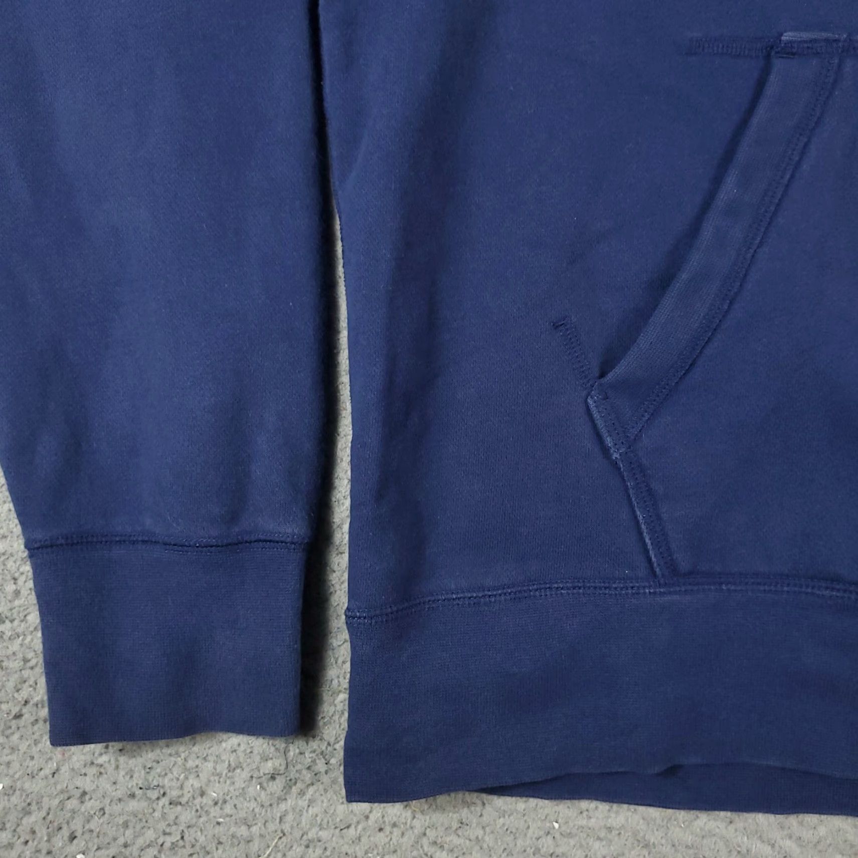 Nike Nike Hoodie Mens Large Blue Pullover Sweatshirt Swoosh Size US L / EU 52-54 / 3 - 4 Thumbnail