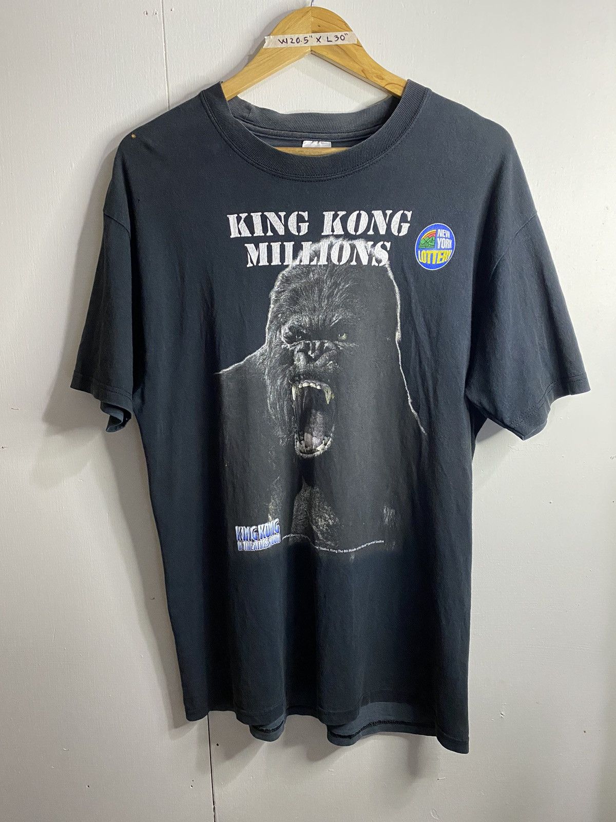 Vintage 2005 Vintage King kong Movie Promo shirt Size US L / EU 52-54 / 3 - 1 Thumbnail