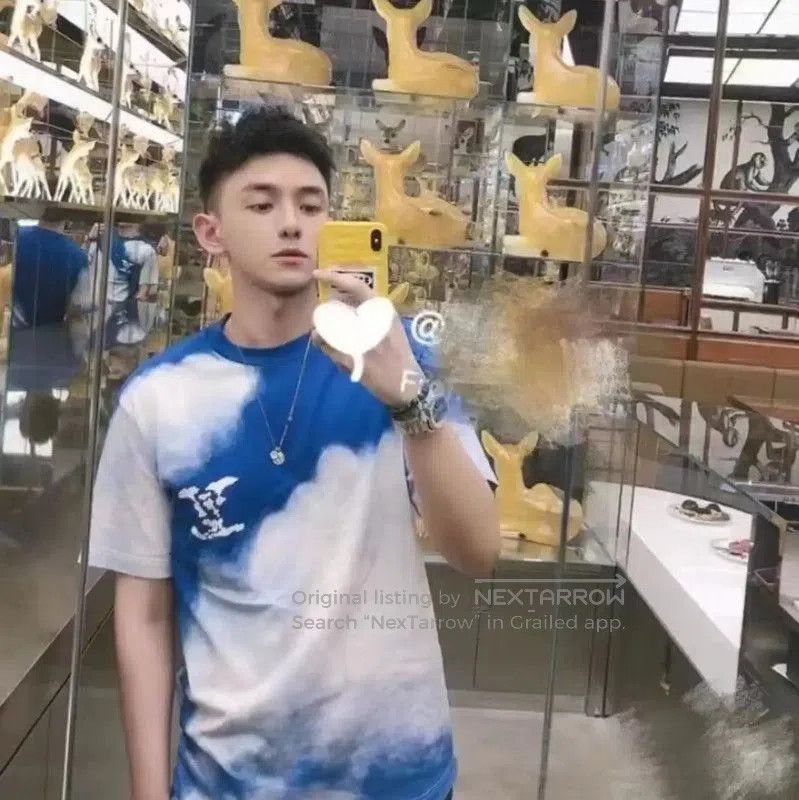 Louis Vuitton Louis Vuitton Blue Cotton T-Shirt for Men . Size US L / EU 52-54 / 3 - 7 Thumbnail