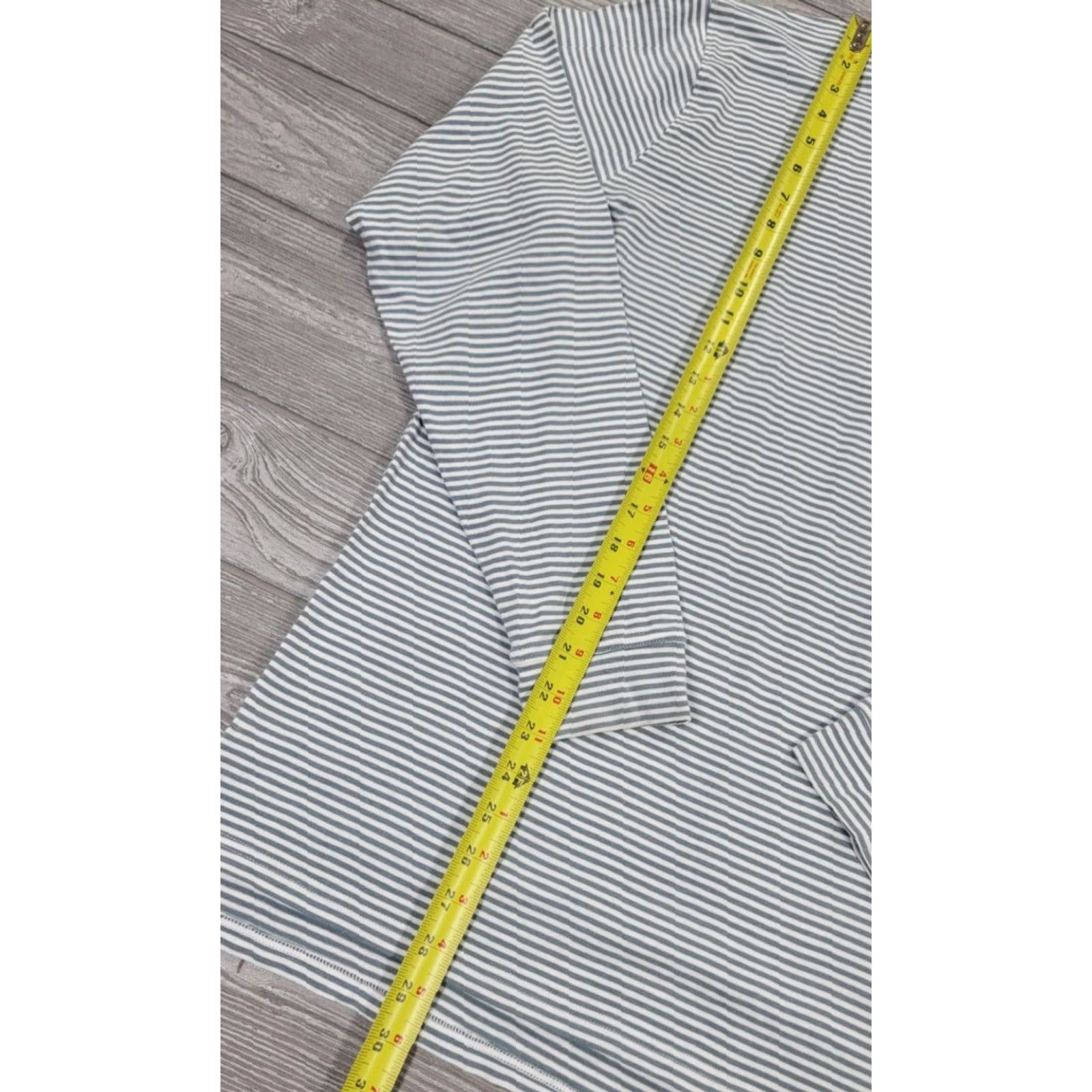 Vintage Tasc Polo Shirt Mens Striped Long Sleeve Cotton Blend Gray White Size L Size US L / EU 52-54 / 3 - 6 Thumbnail