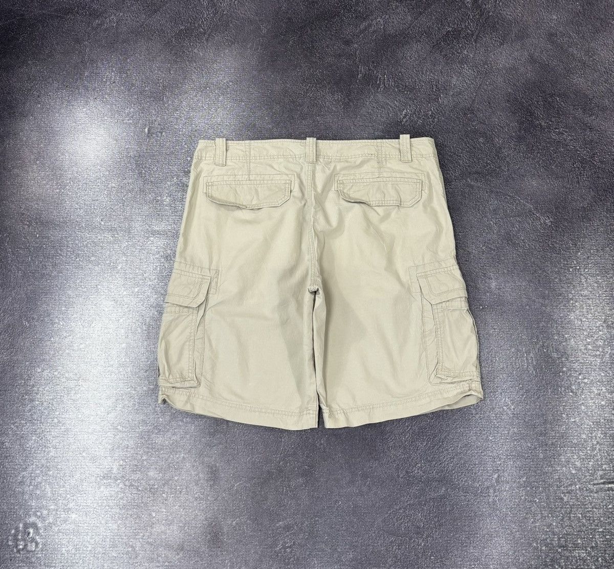 Eddie Bauer Eddie Bauer 2000s Wide-Leg Utility Hype Baggy Cargo Shorts Size US 38 / EU 54 - 2 Thumbnail