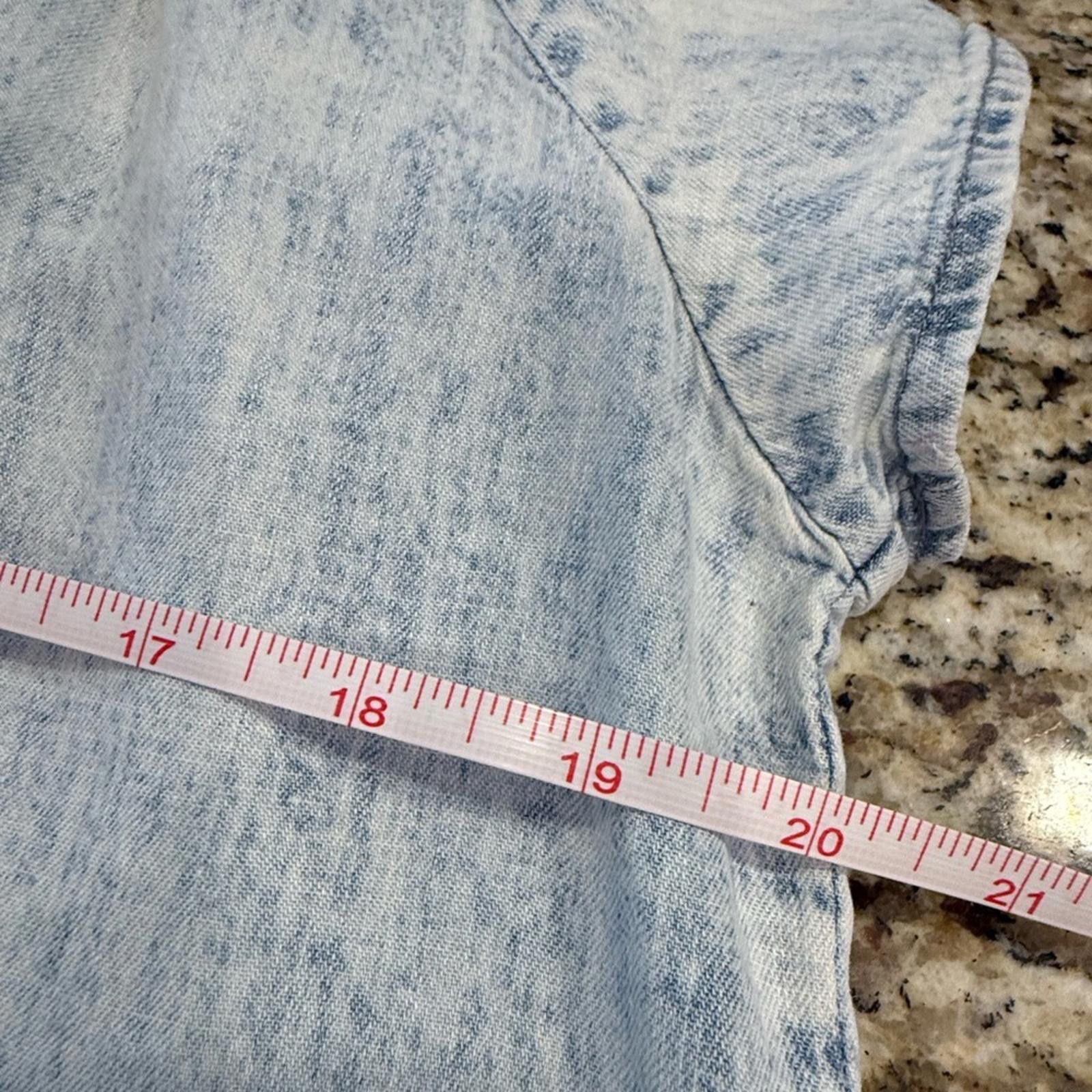 Rails Rails Alena Light Acid Washed linen blend denim top SZ XS Size XS / US 0-2 / IT 36-38 - 9 Thumbnail