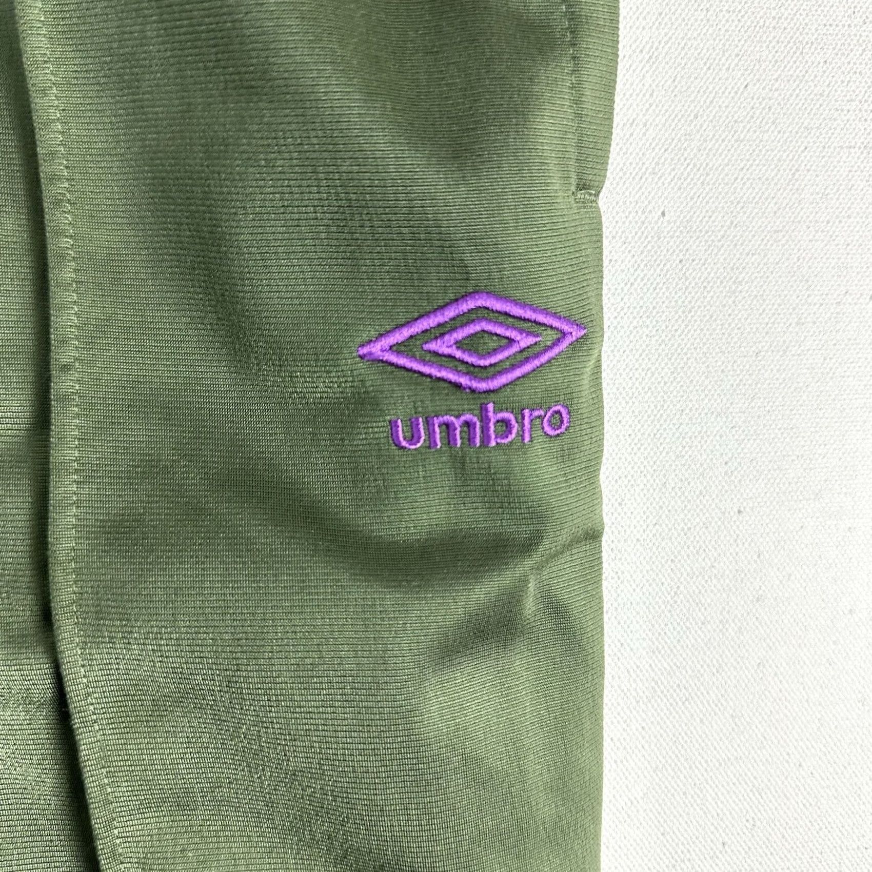 Umbro Umbro Track Pants Womens Small Green Purple Striped Polyester Activewear Train Size 28" / US 6 / IT 42 - 4 Thumbnail