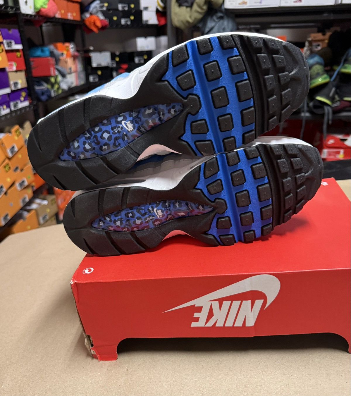 Nike Nike Air Max 95 Yardrunners Pack Spelman 11.5 men’s HBCU NEW Size US 11.5 / EU 44-45 - 5 Thumbnail