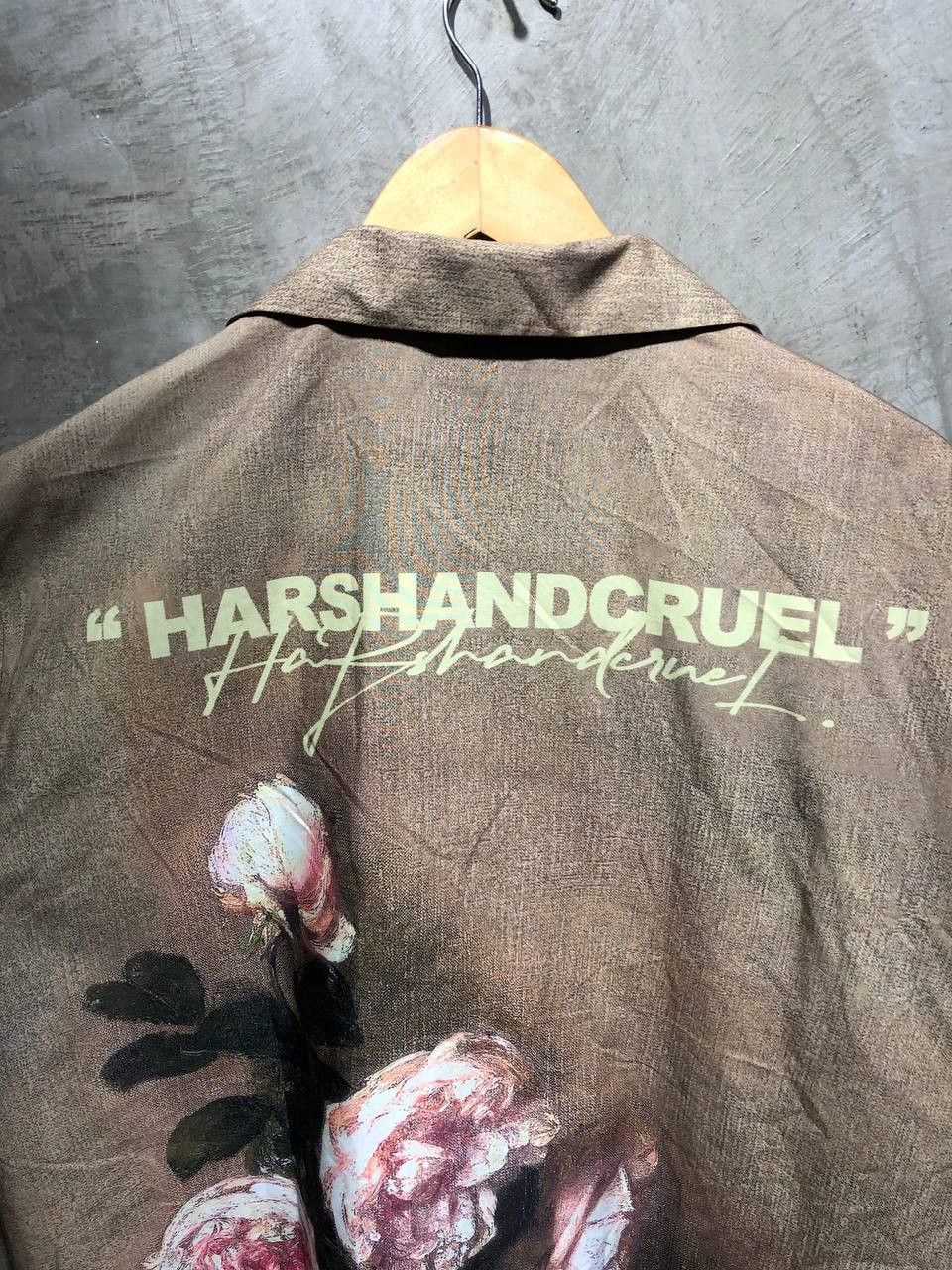 Other Harsh and Cruel Flowers Button down short sleeves Size US XL / EU 56 / 4 - 5 Thumbnail