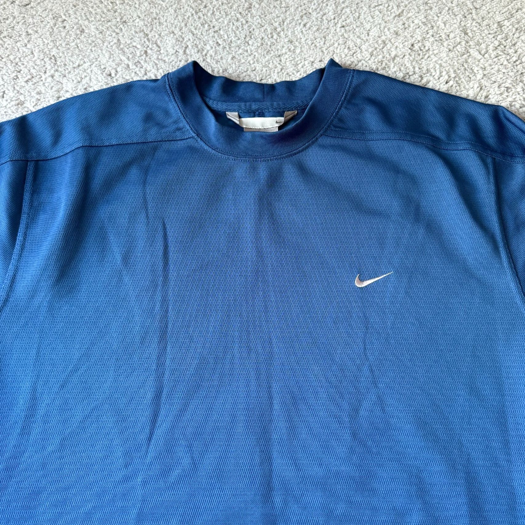 Nike Nike Shirt Mens Large Blue Athletic Top Pullover Swoosh Long Sleeve Train Size US L / EU 52-54 / 3 - 2 Thumbnail