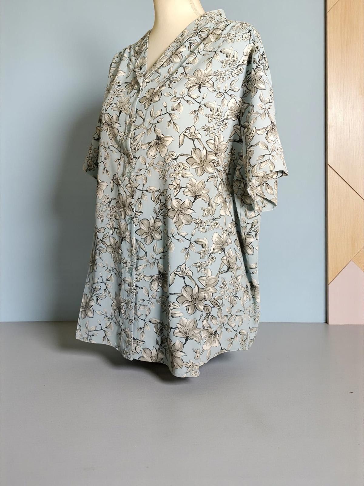 Costume National National XL Floral Print Blouse - New with Tags Size XL / US 12-14 / IT 48-50 - 4 Thumbnail