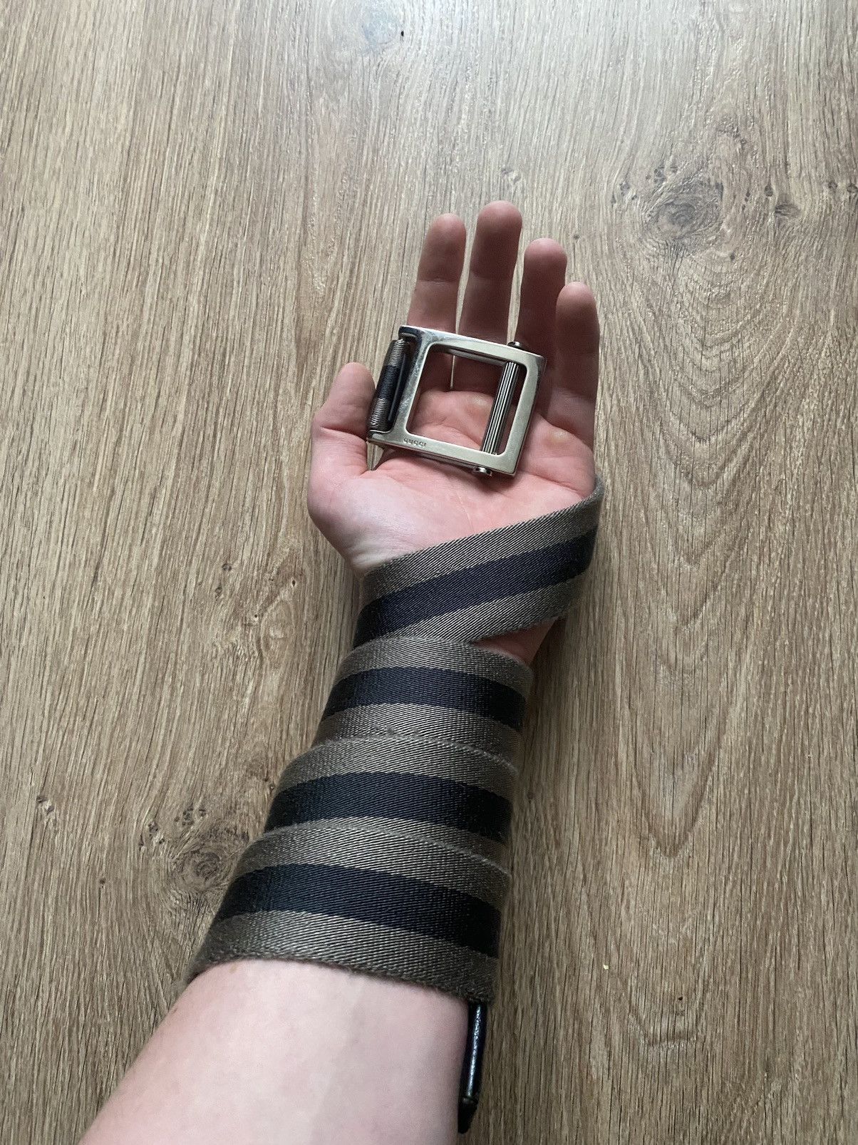 Gucci × Vintage Gucci Gray & Black leather Striped Buckle knitted Belt Size ONE SIZE - 3 Thumbnail