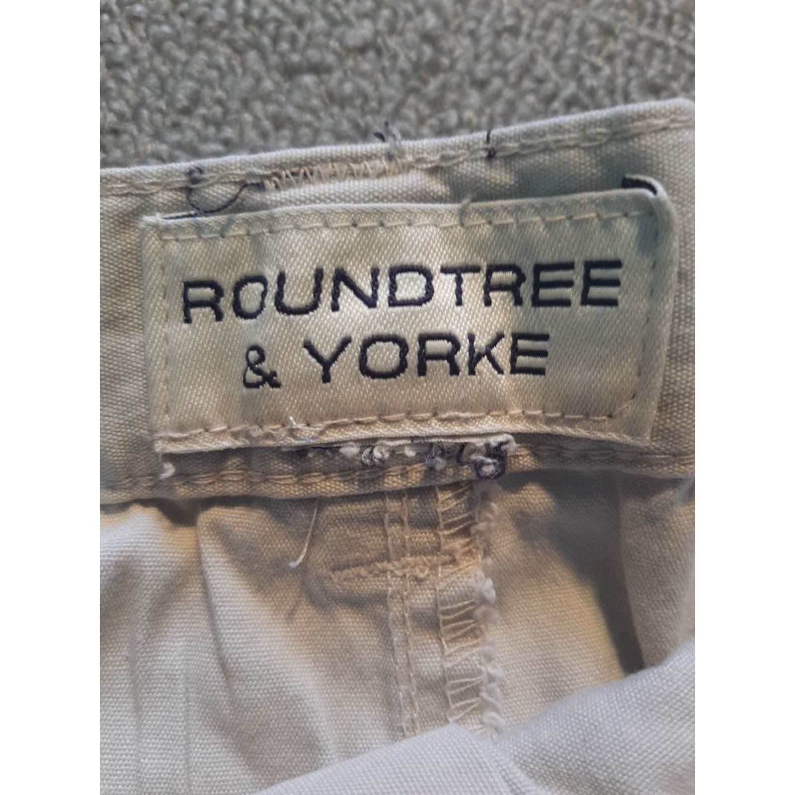 Roundtree & Yorke **ROUNDTREE & YORKE MEN'S CLASSIC FIT SHORTS 47 WAIST WHITE** User: ROUNDTREE & YORKE MEN'S CLASSIC FIT SHORTS WAIST 47 WHITE Size US 30 / EU 46 - 3 Thumbnail