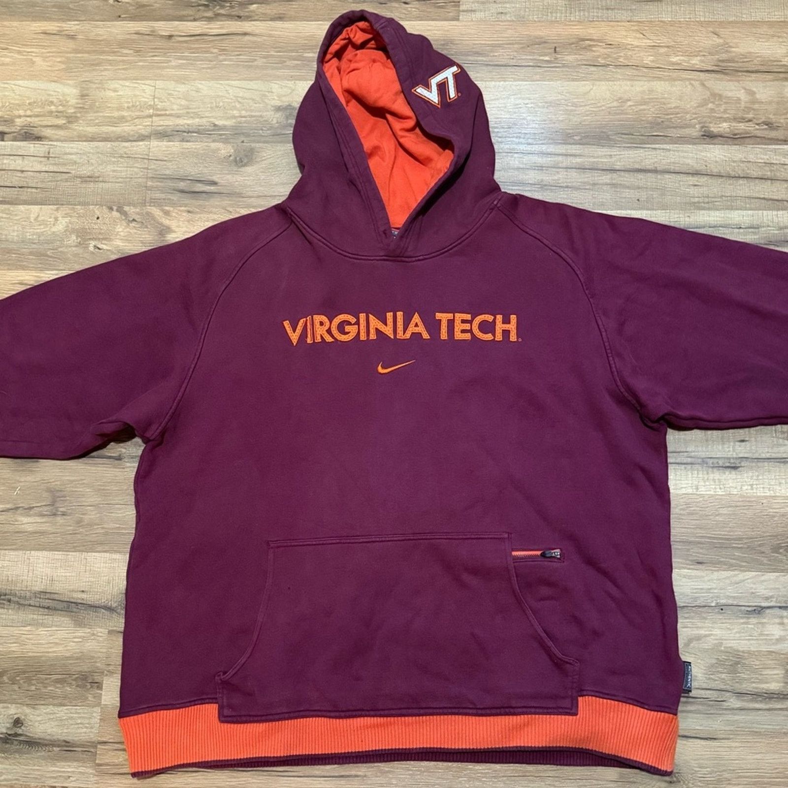 Nike 90s Nike Team Virginia Tech Center Swoosh Hoodie Size US XL / EU 56 / 4 - 2 Thumbnail