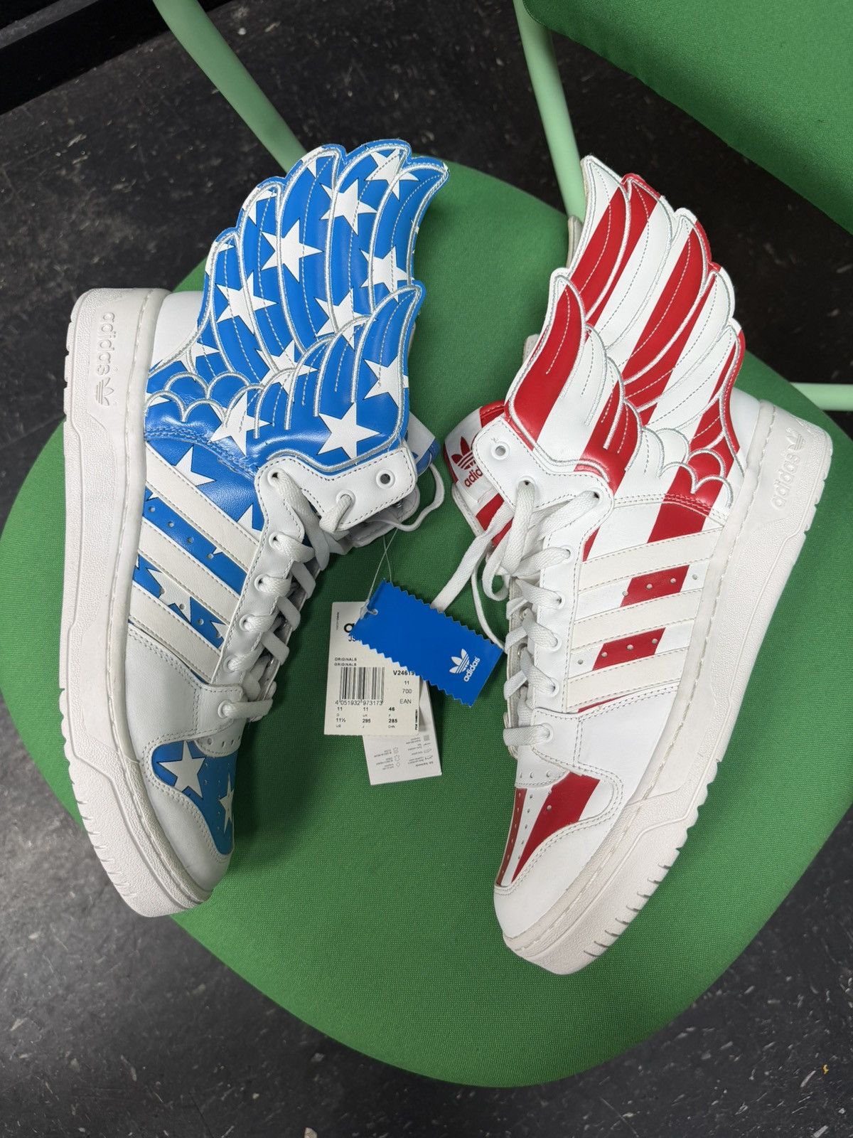 Adidas × Jeremy Scott Adidas Jeremy Scott Wings 2.0 Stars and Stripes Size US 11.5 / EU 44-45 - 1 Thumbnail