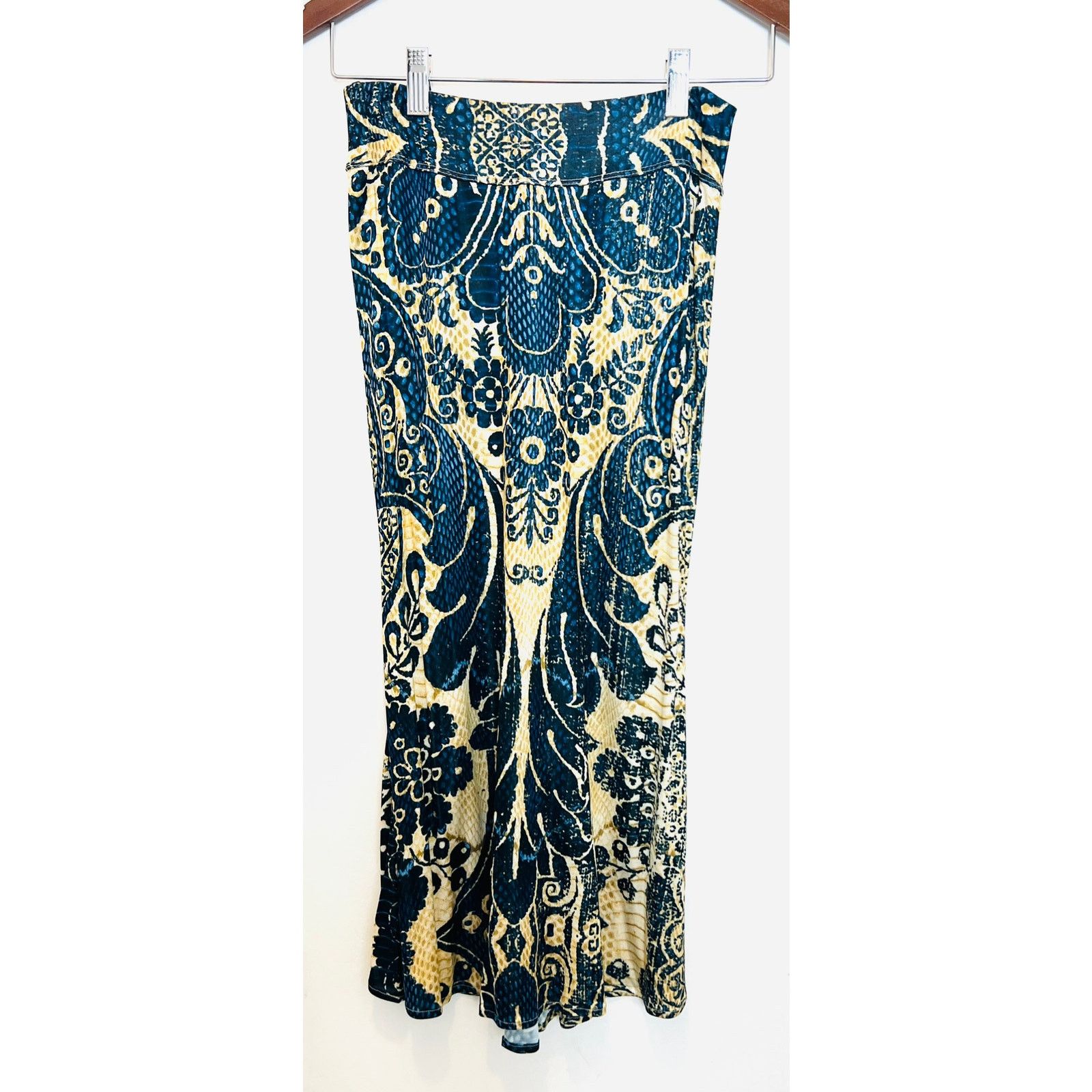 Roberto Cavalli Roberto Cavalli blue and beige print 04 trumpet skirt Sz 40 Size 27" / US 4 / IT 40 - 1 Thumbnail