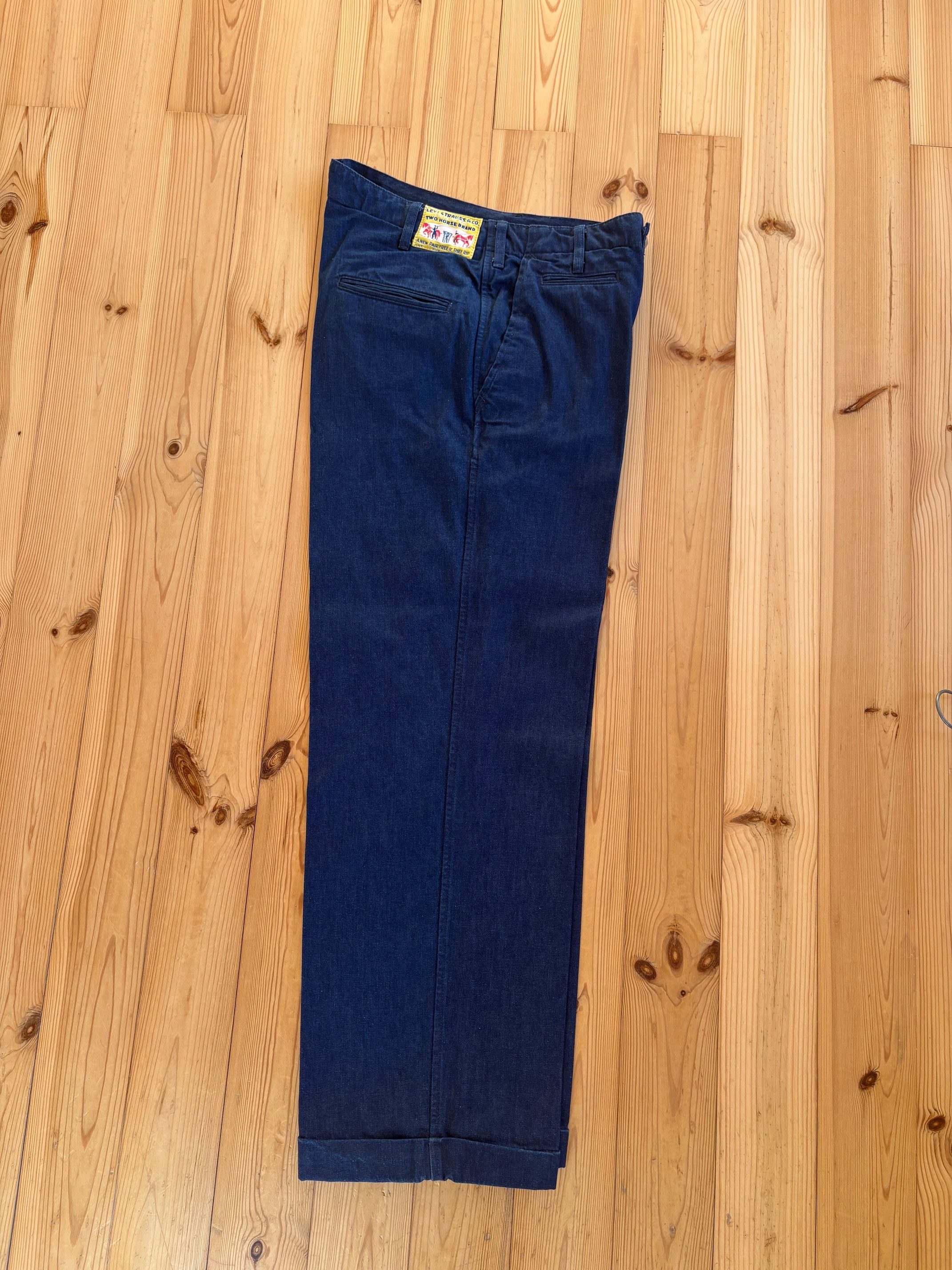 Levi's Vintage Clothing NWOT LVC 1920’s Balloon 32 Raw 2019 version denim jeans Size US 32 / EU 48 - 1 Thumbnail
