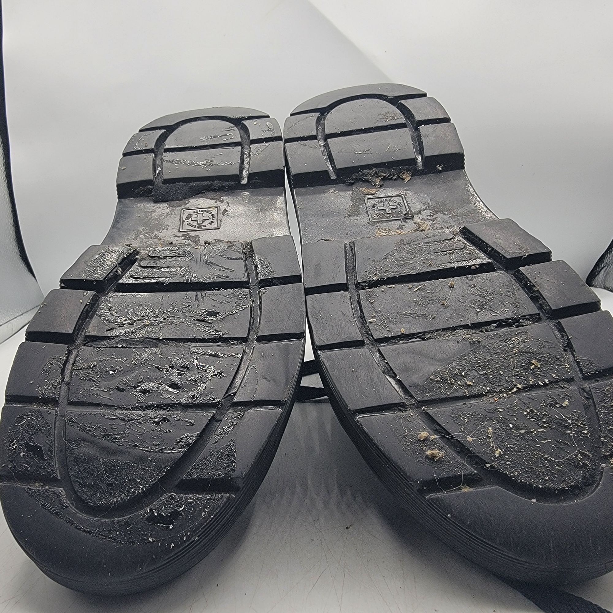 Dr. Martens Dr. Martens Combs Boots Womens 6 Triple Black Casual Walking Size US 6 / IT 36 - 11 Thumbnail
