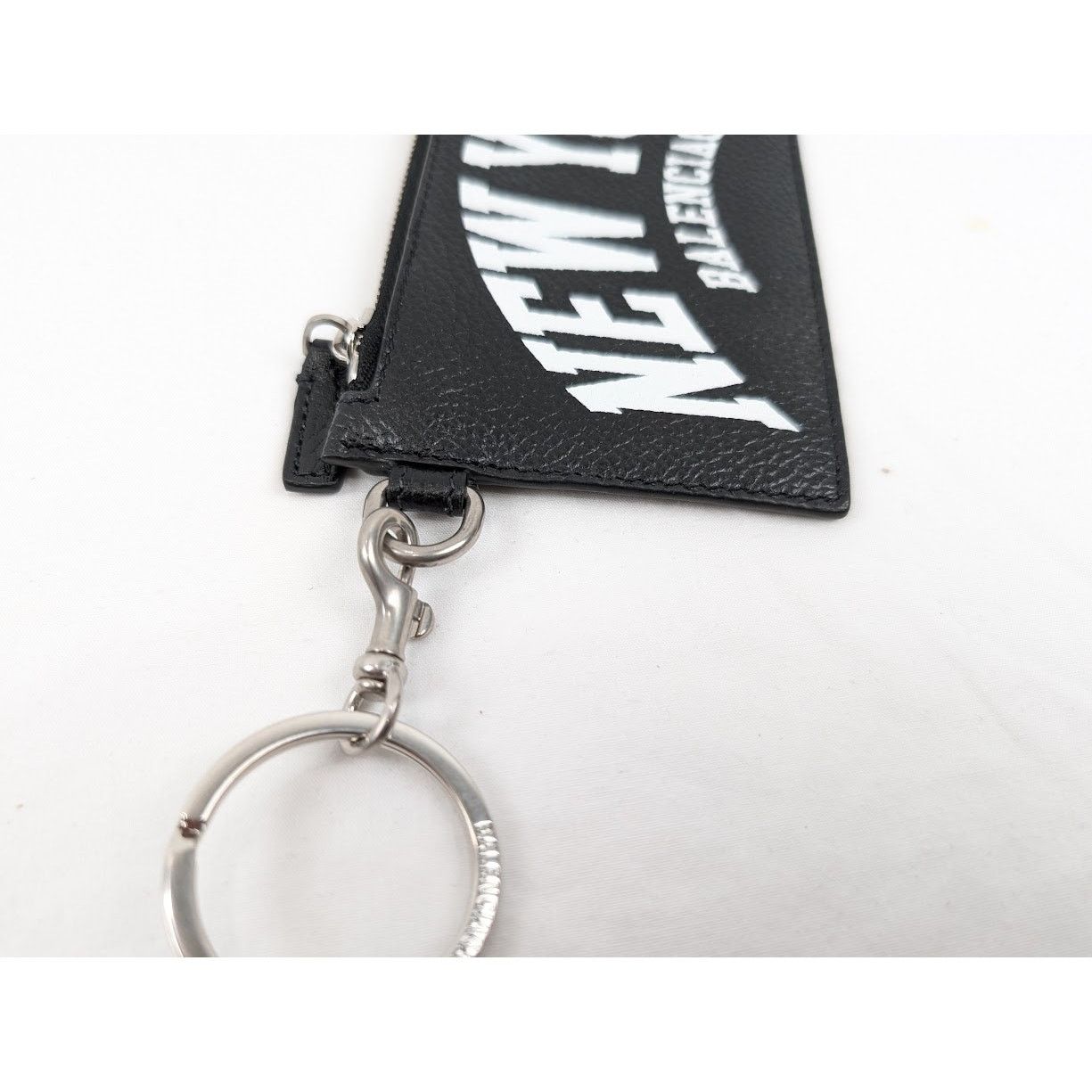 Balenciaga o1rshd1 Q:2/Size:OS/ Cities Wallet & Keyrings in Black/White Size ONE SIZE - 6 Thumbnail