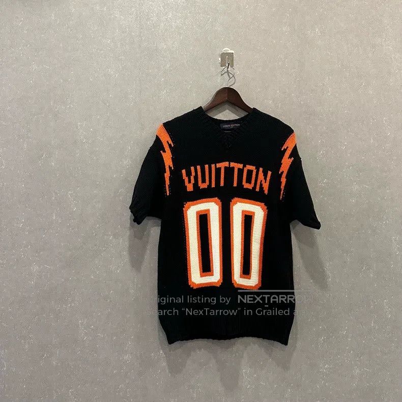 Louis Vuitton Louis Vuitton SS22 solid monogrammed intarsia rugby short Size US M / EU 48-50 / 2 - 1 Thumbnail
