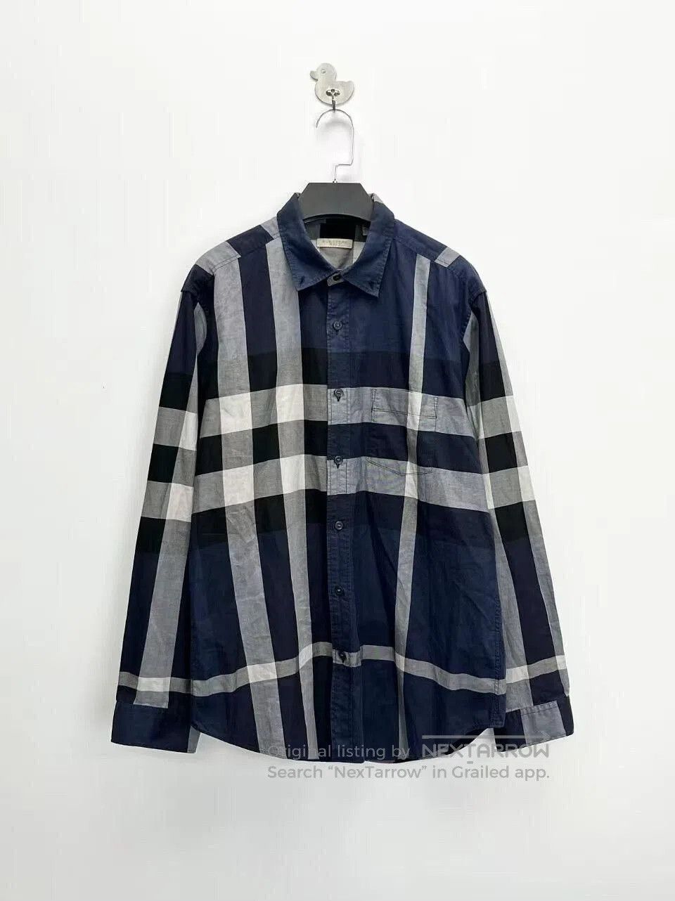 Burberry classic navy blue checkered shirt for all. Size US L / EU 52-54 / 3 - 1 Thumbnail