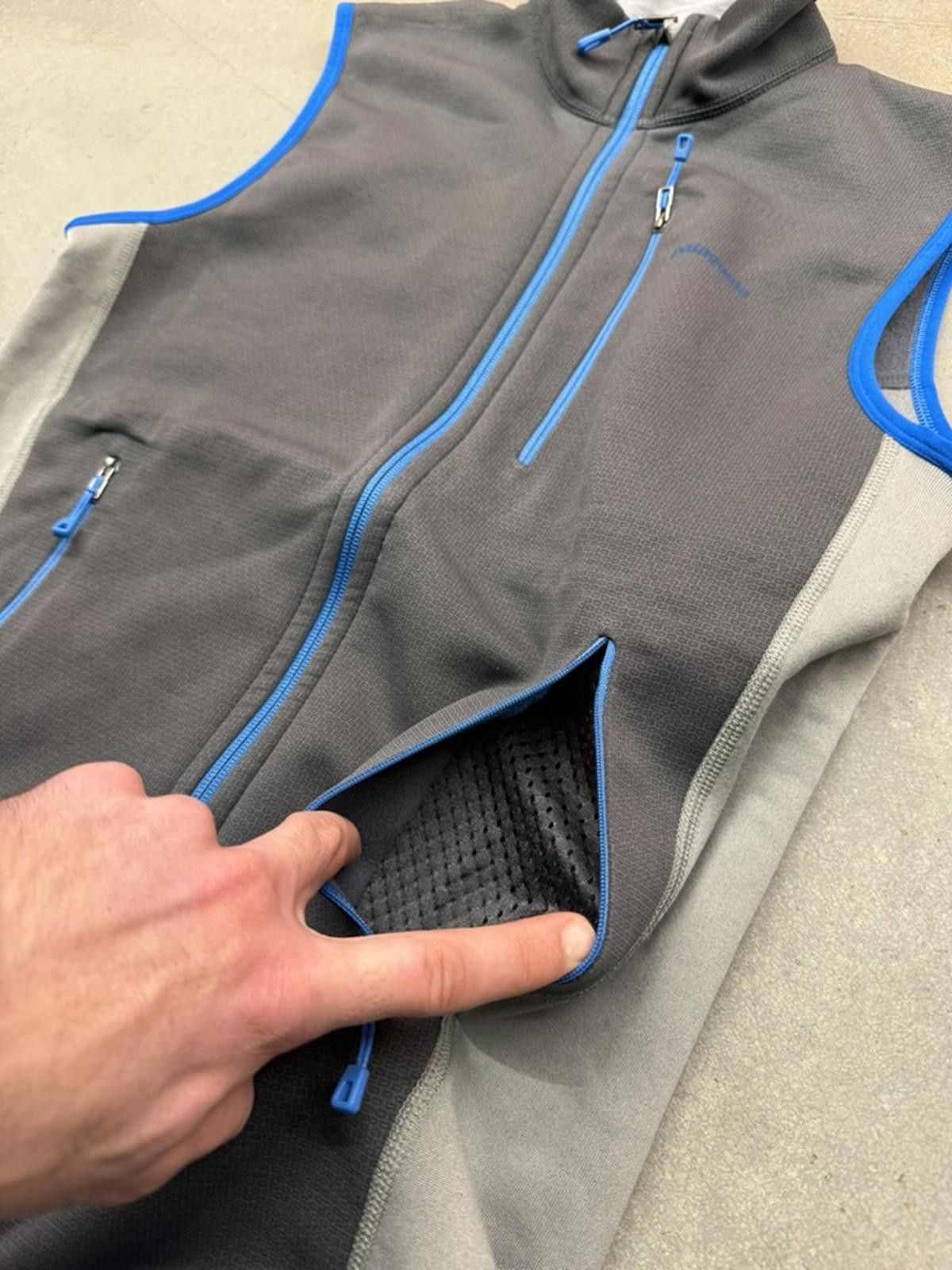 Patagonia Mens Small Piton Hybrid Vest Gray/Blue Softshell