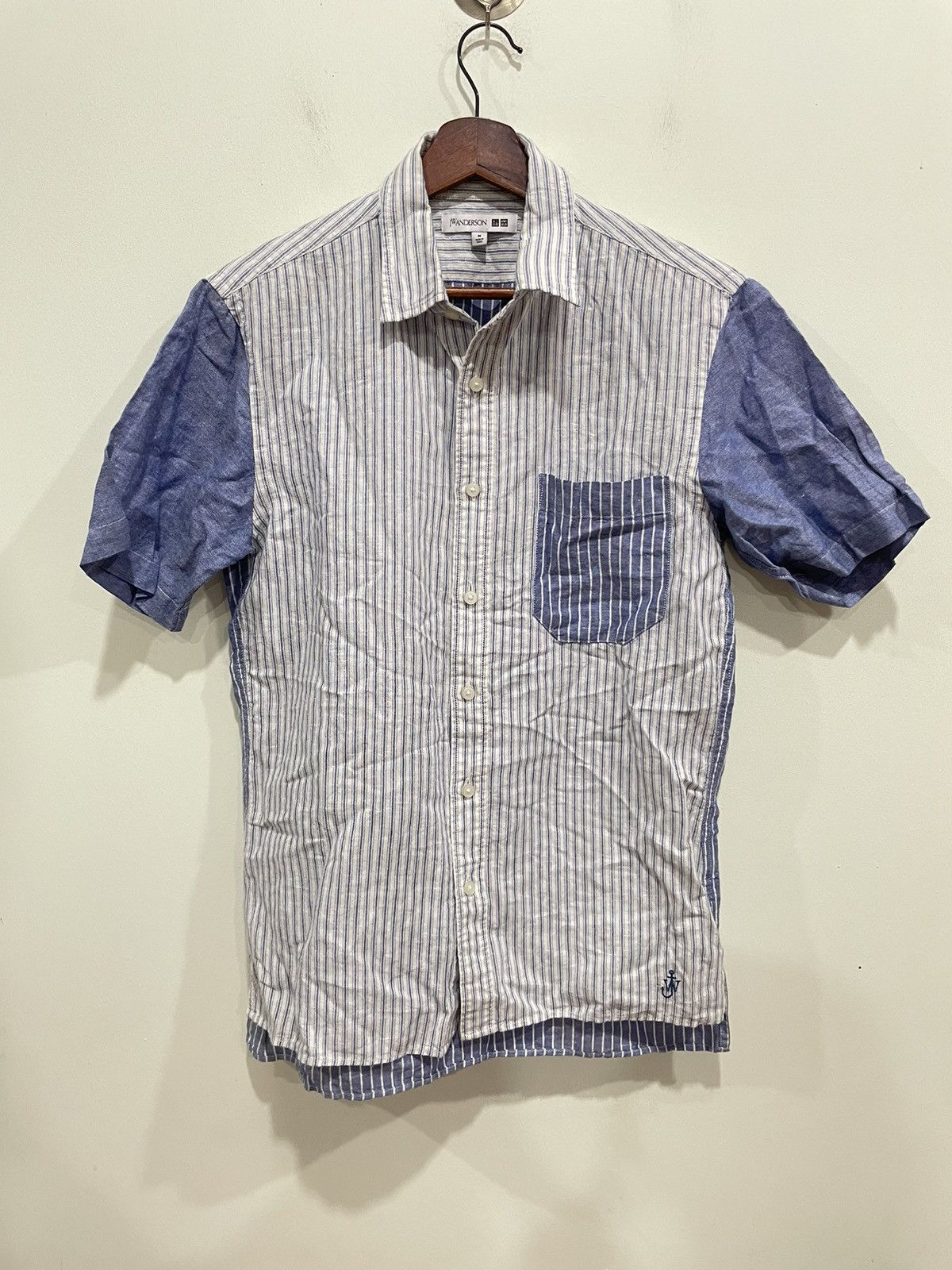 JW Anderson × Uniqlo J.W.Anderson X Uniqlo Short Sleeve Shirt Size US M / EU 48-50 / 2 - 1 Thumbnail