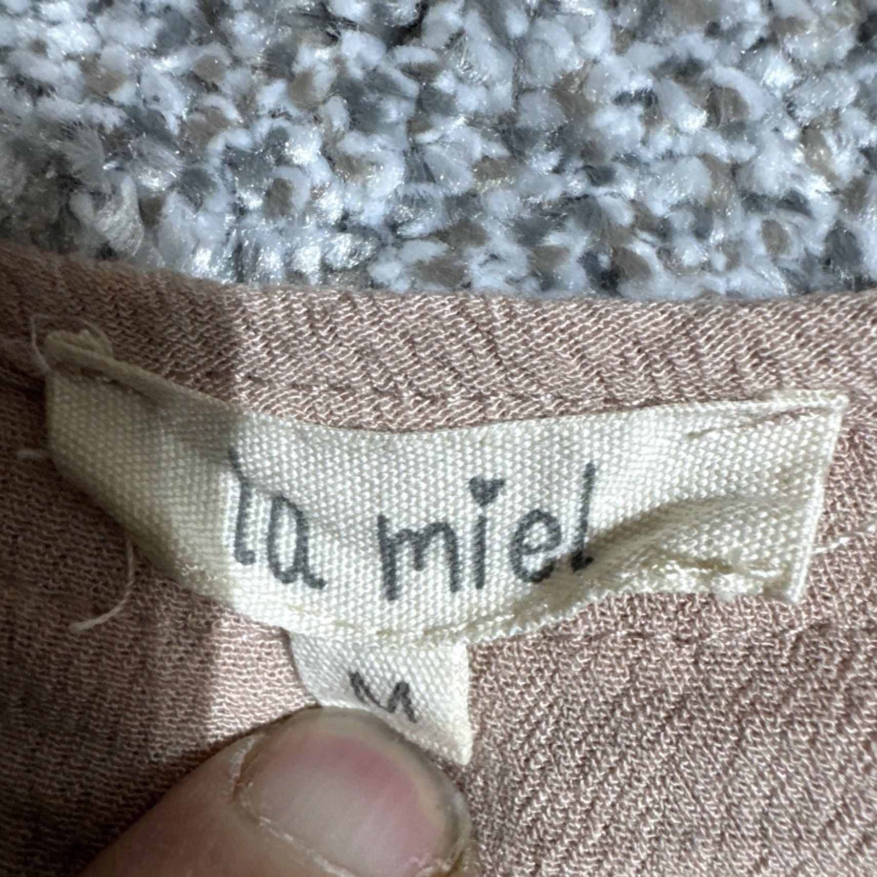 Vintage La Miel Crochet Trim Top Blouse Womens M Beige Short Sleeve V-Neck Pullover Knit Boxy Boho Cottagecore Ethereal 100% Cotton Size M / US 6-8 / IT 42-44 - 5 Thumbnail