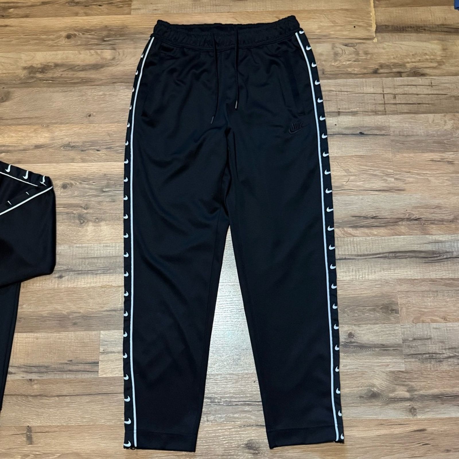 Nike NWOT Nike Zip Up Sweatshirt Sweatpant Matching Set Sweatsuit Size US M / EU 48-50 / 2 - 5 Thumbnail