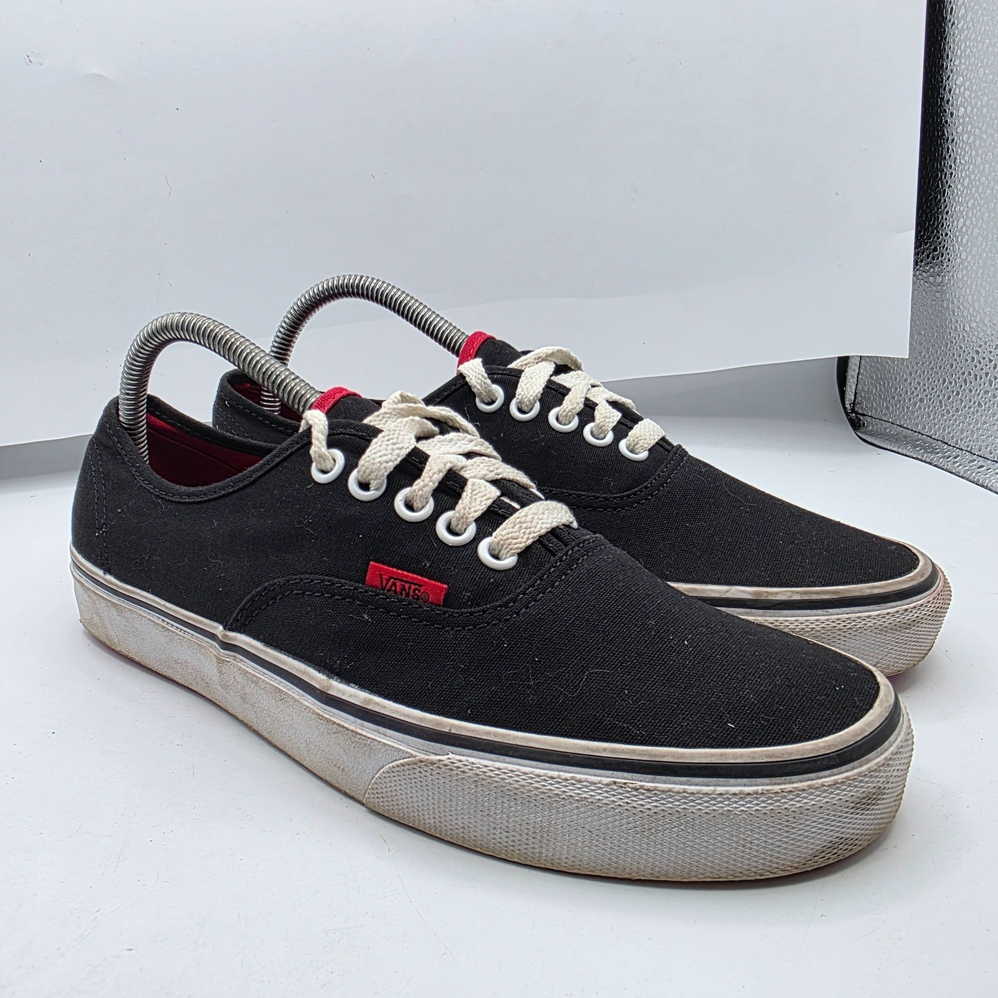 Vans Vans Era Mens 8.5 Black Canvas Sneakers Casual Lace Up Low T Size US 8.5 / EU 41-42 - 1 Thumbnail