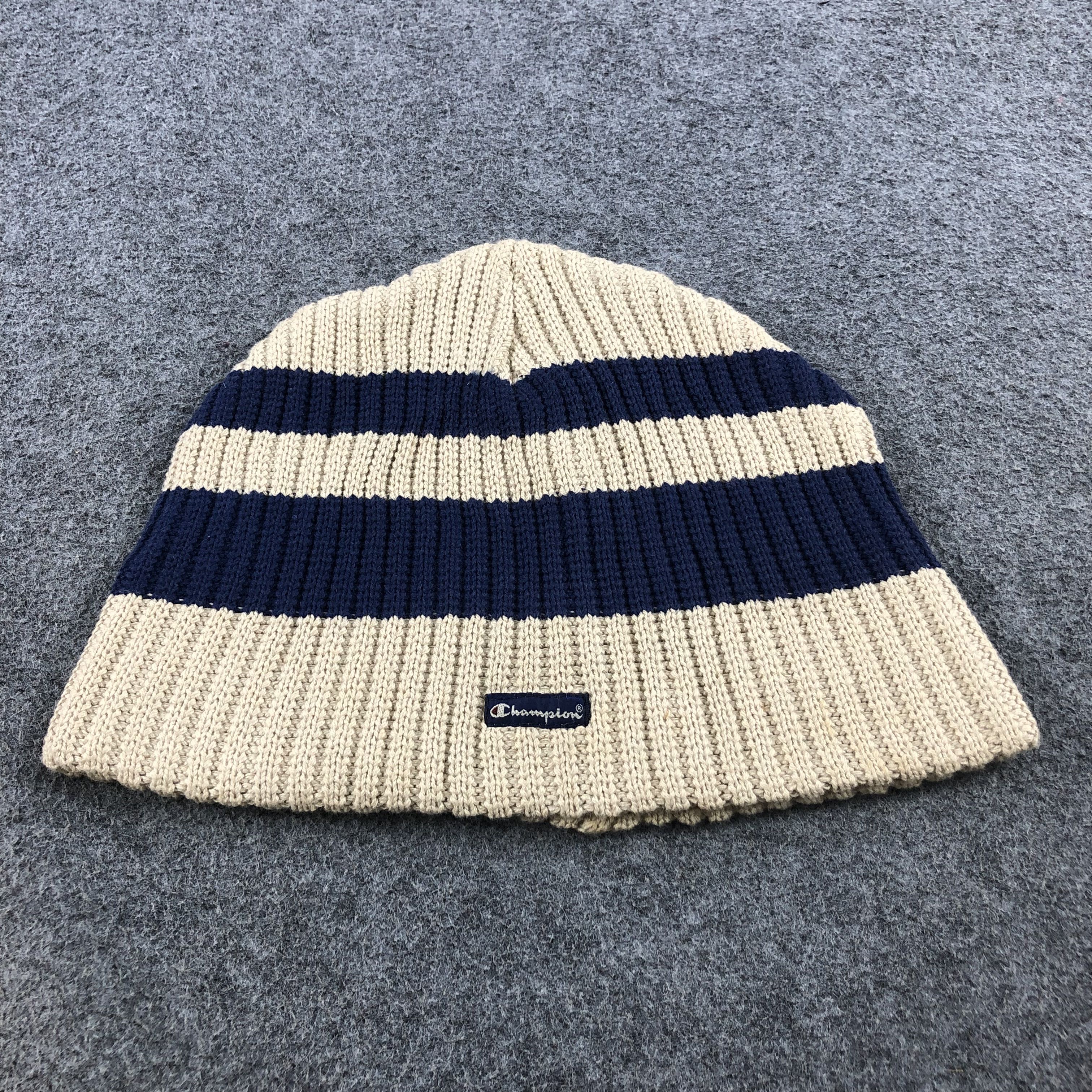 Champion Champion Beanie Snowcap Snow Hat B240 Size ONE SIZE - 3 Thumbnail