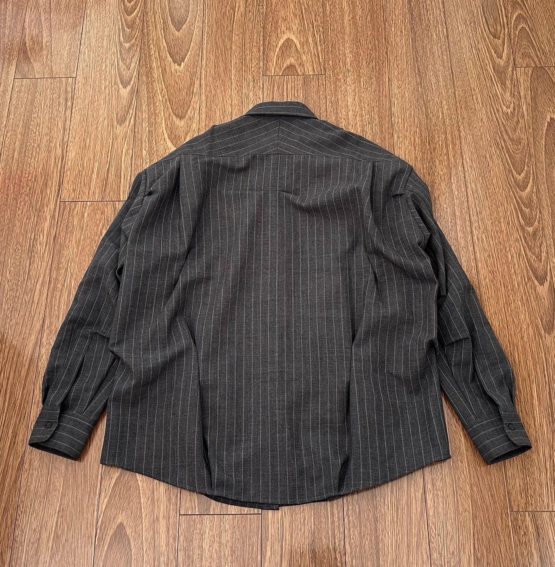 N.Hoolywood N.HOOLYWOOD Striped Pleated Wool Shirt Size US M / EU 48-50 / 2 - 1 Thumbnail