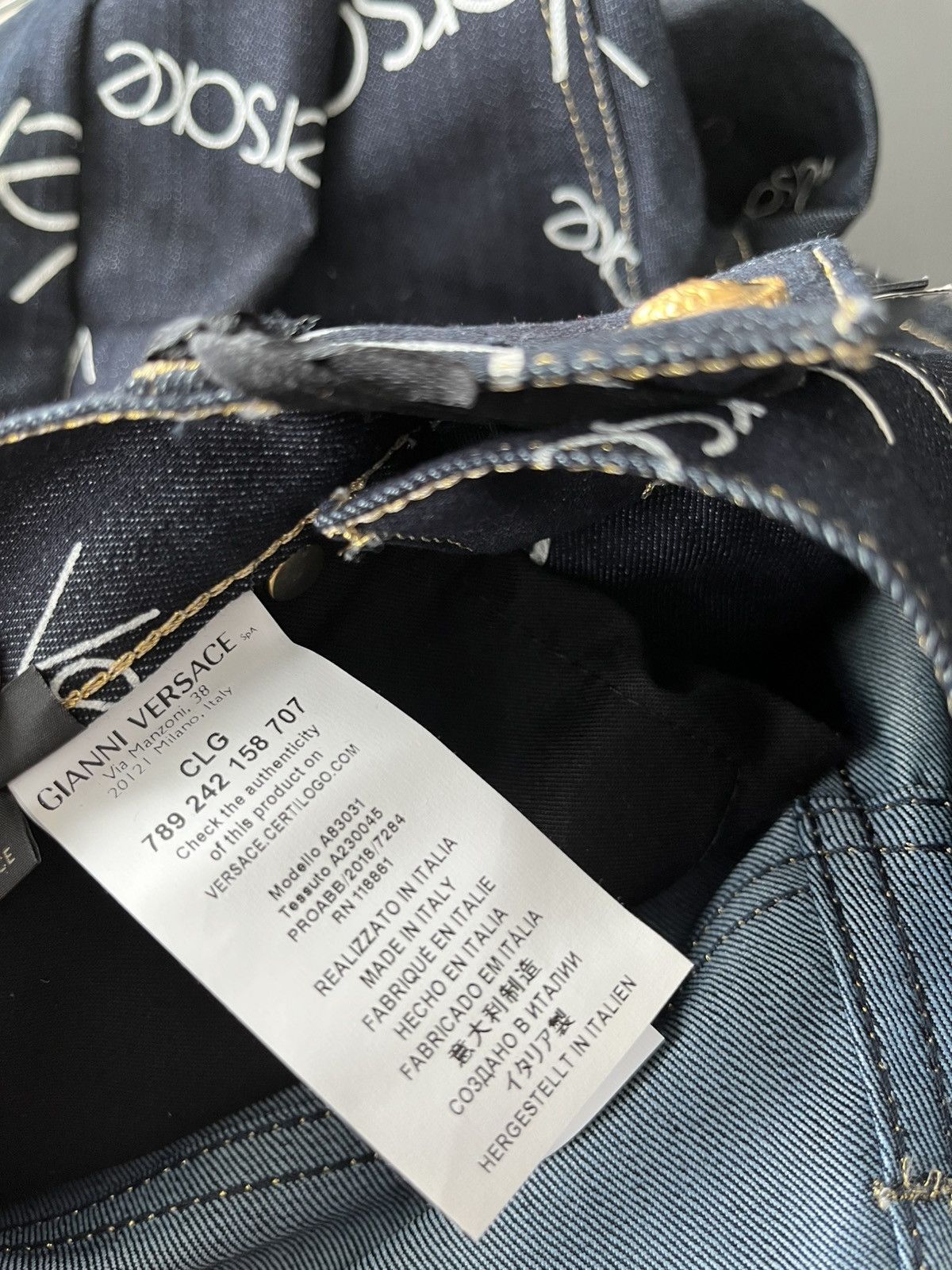 Versace Super Runway Versace Monogram Logo Denim Jeans Brand New Size US 29 - 8 Thumbnail