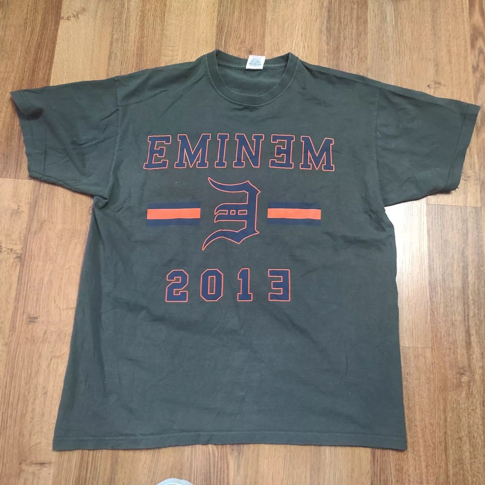 Fruit Of The Loom EMINEM 2013 TOUR FRUIT OF THE LOOM MEN Shirts Size L Size US L / EU 52-54 / 3 - 1 Thumbnail