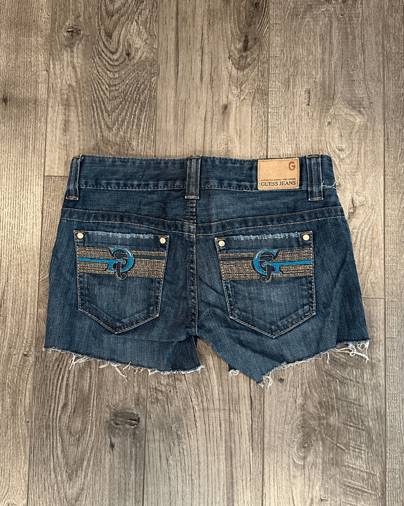Guess Vintage Y2K Guess Women's Denim Jean Shorts - Size 27 Size 27" / US 4 / IT 40 - 1 Thumbnail