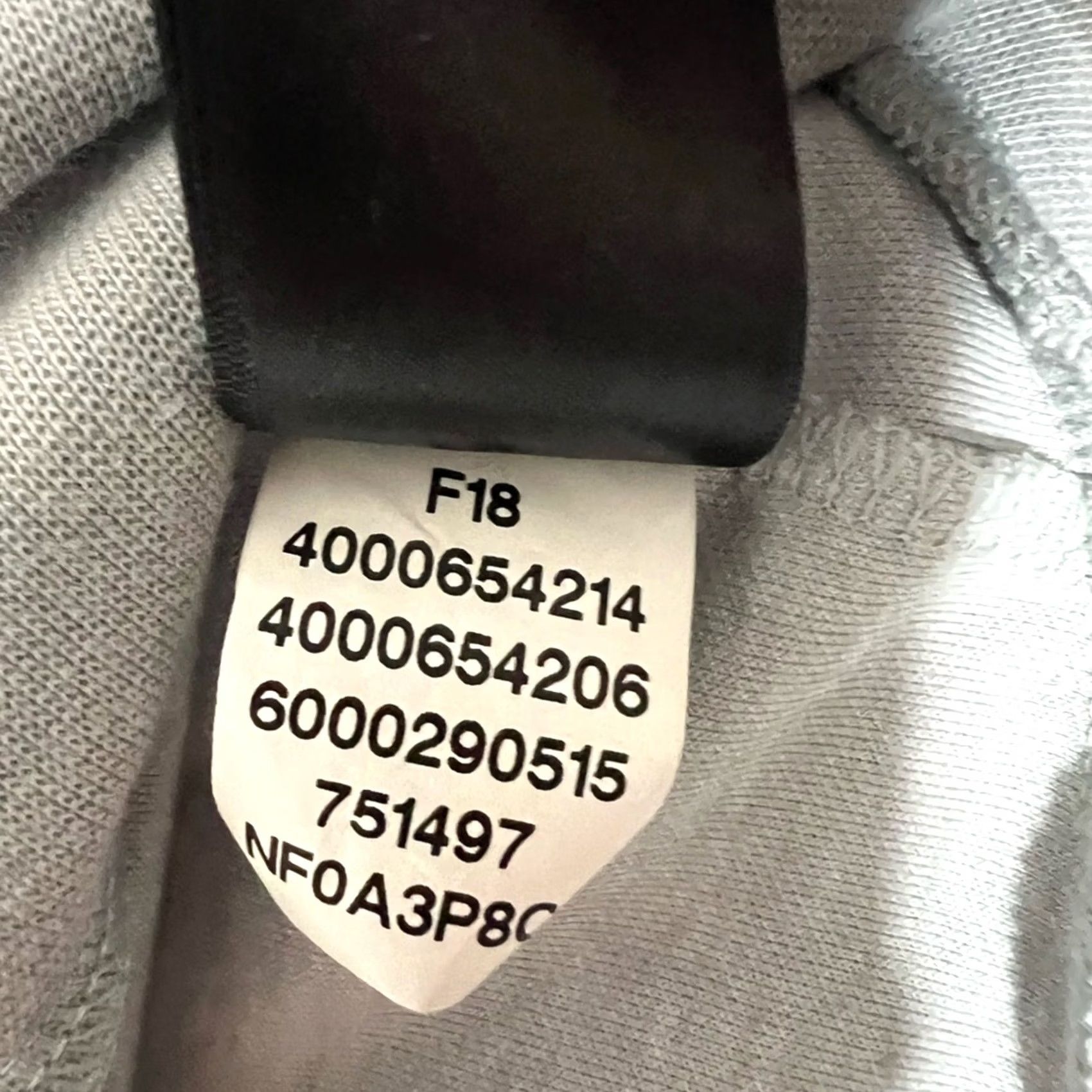 The North Face The North Face Hoodie MENS LARGE Heather Gray Sleeveless Full ZIP Sweater Hooded Size US L / EU 52-54 / 3 - 6 Thumbnail