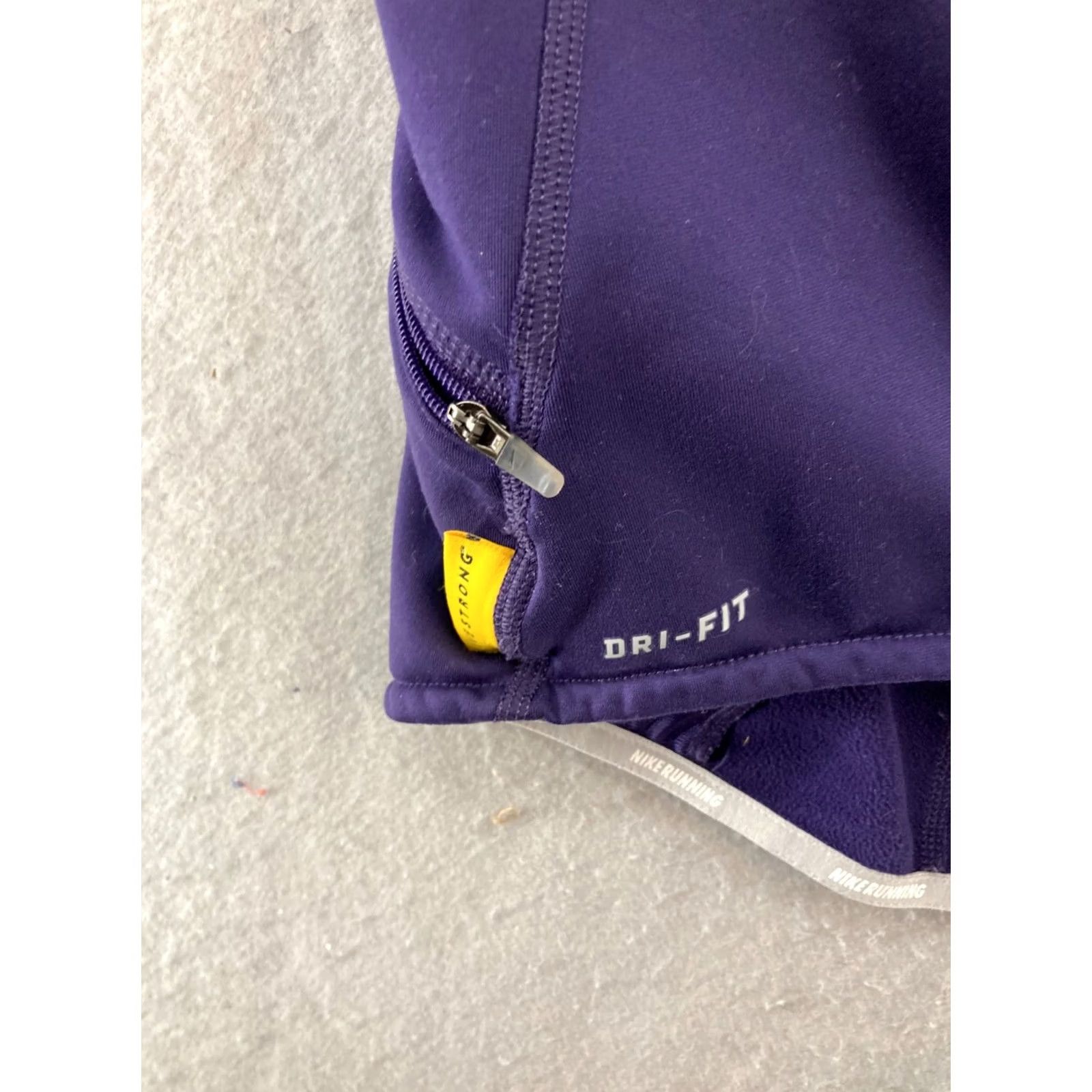 Nike VINTAGE Nike Dri-Fit Womens Jacket Medium Purple Livestrong Athletic Running Size M / US 6-8 / IT 42-44 - 7 Thumbnail