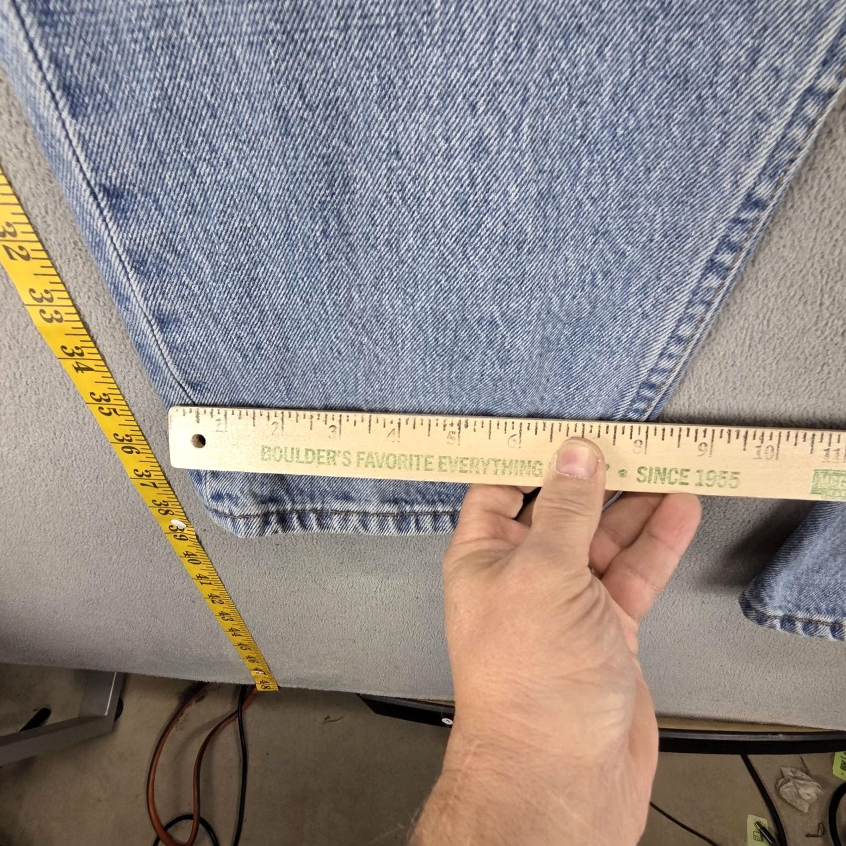 Levi's Item Specifications: Brand: Nike Size US 34 / EU 50 - 5 Thumbnail