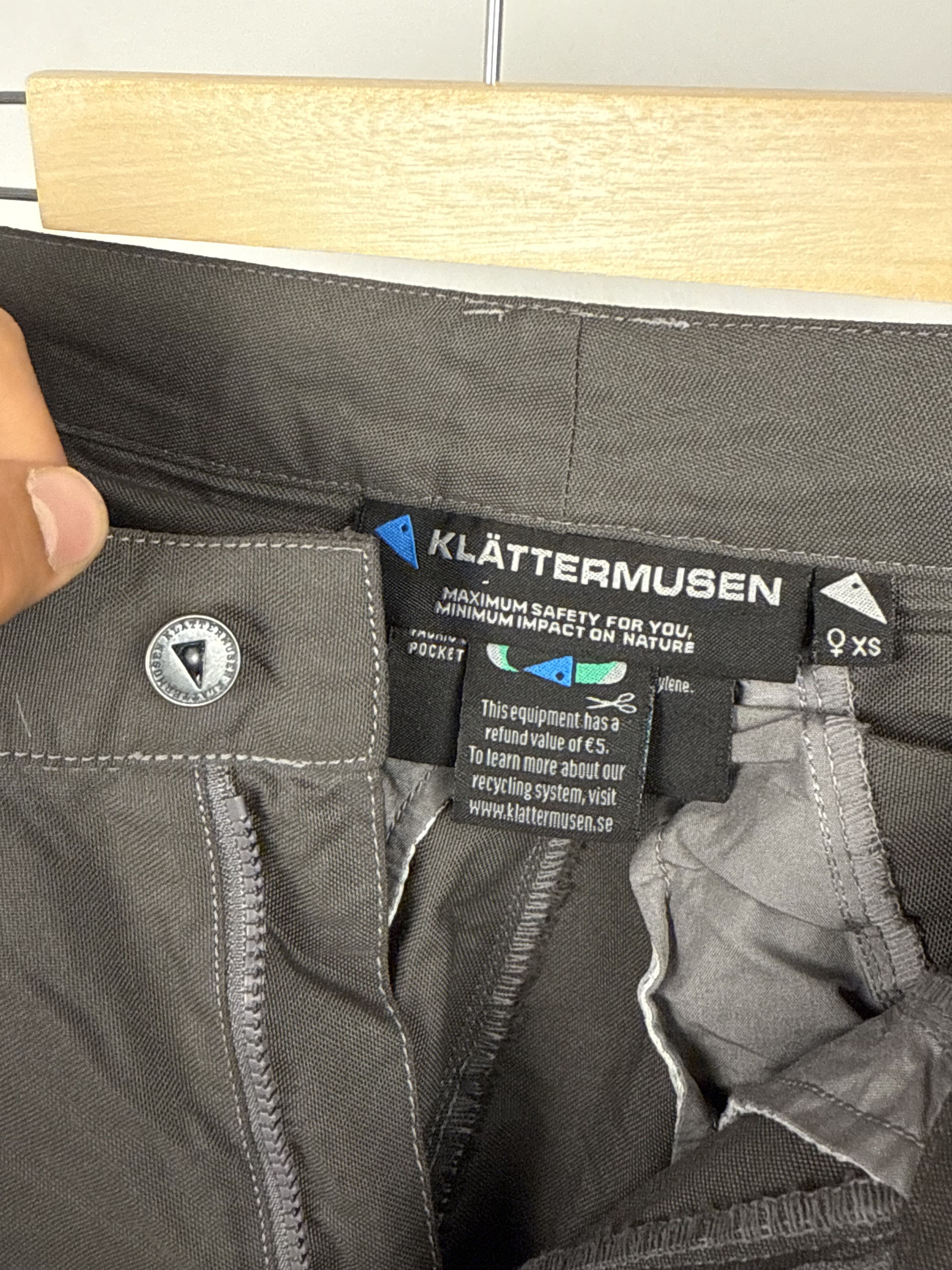Klattermusen Klattermusen lightweight Fenrir womens' pants Size 30" / US 8 / IT 44 - 5 Thumbnail