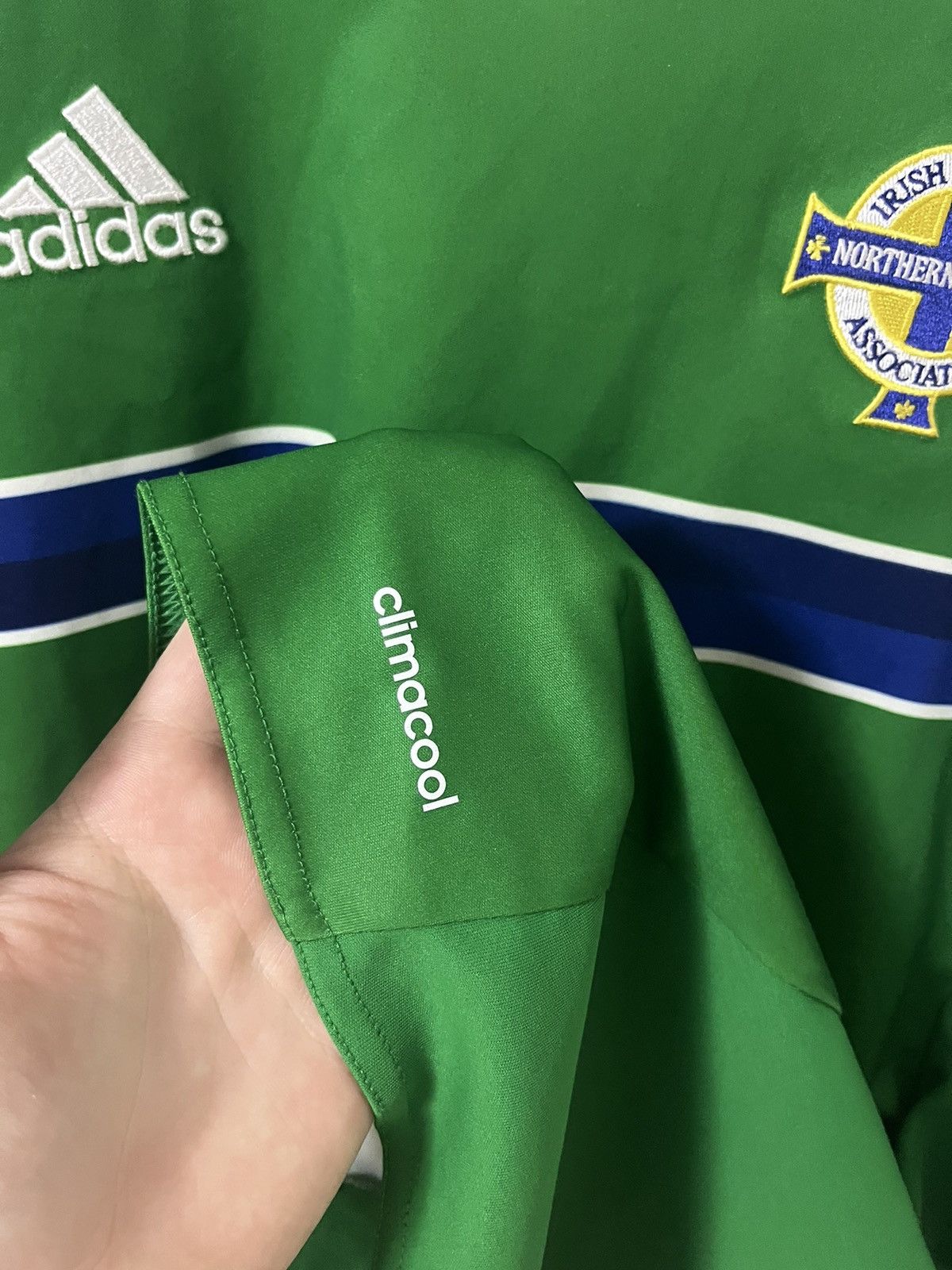 Vintage Adidas Northern Ireland 2016/17 Vintage Home Jersey Size US M / EU 48-50 / 2 - 4 Thumbnail