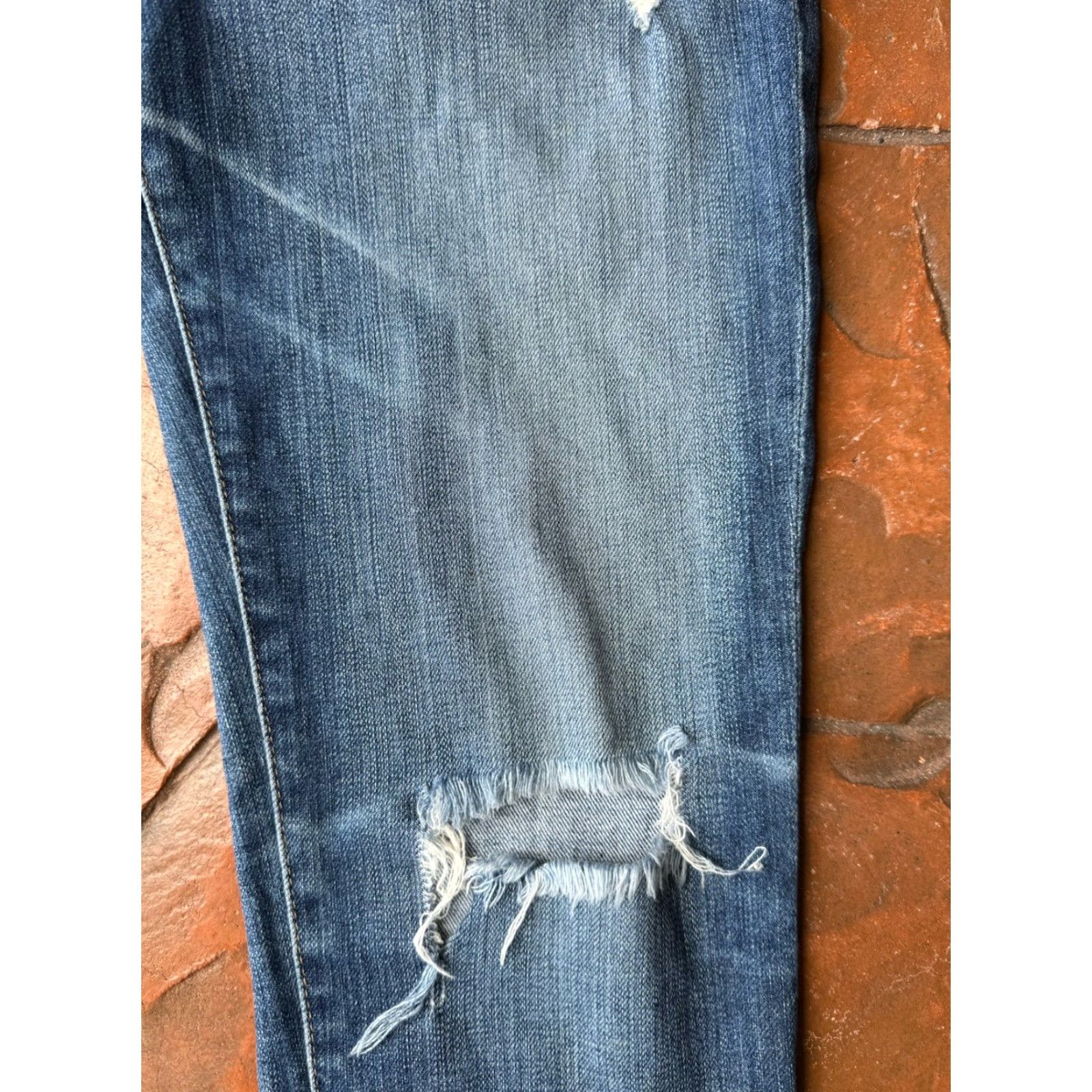Vintage AG Adriano Goldschmied The Stilt Cigarette Roll-Up Jeans Women's 28 Distressed Jeans Size 28" / US 6 / IT 42 - 6 Thumbnail