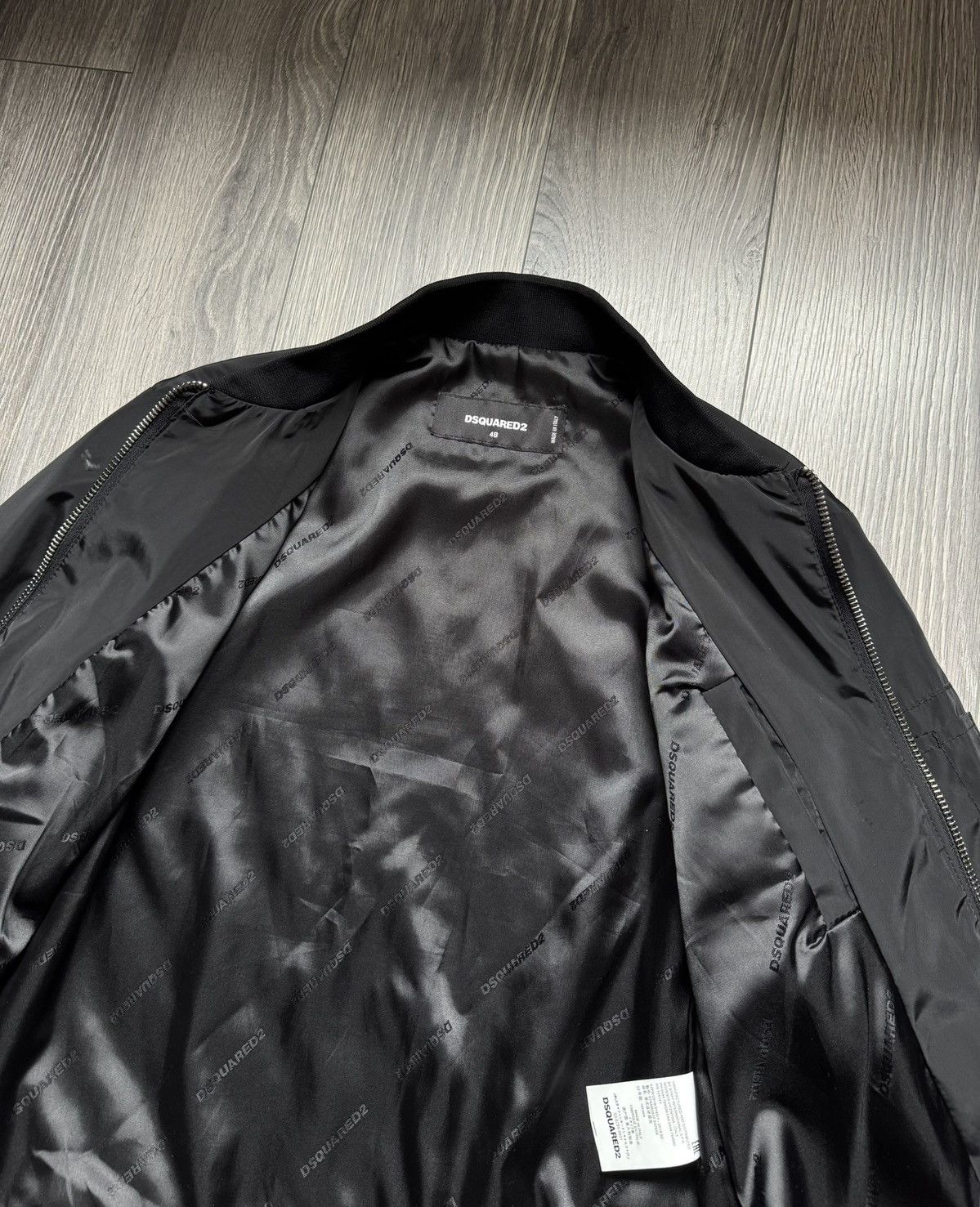 Dsquared2 Dsquared2 Light Short Jacket in 48(M) Embroided Logo Size US M / EU 48-50 / 2 - 11 Thumbnail