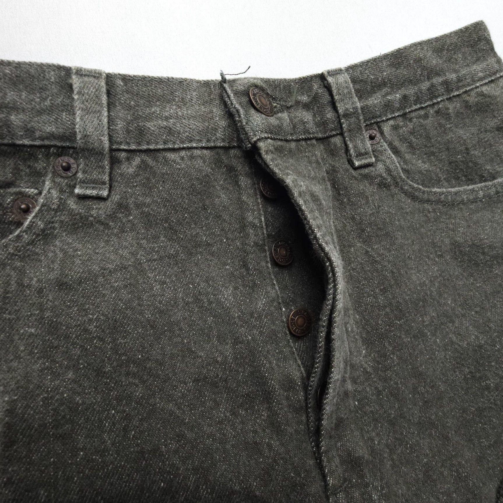 Levi's VINTAGE Levi's 501 Button Fly Cut-Off Shorts Jeans Size 30 Green USA Made 80s 90s Women Mens Size 30" / US 8 / IT 44 - 7 Thumbnail