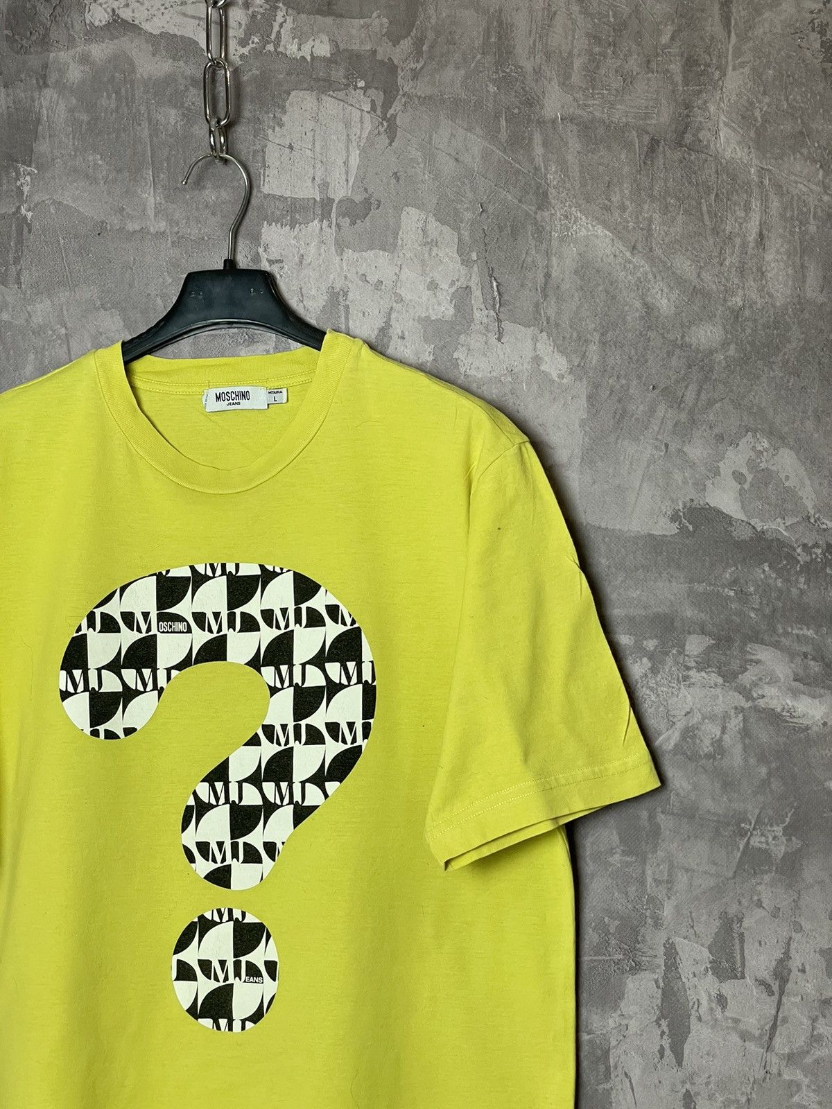 Designer × Moschino × Vintage Vintage Moschino Jeans Question Mark t shirt Size US L / EU 52-54 / 3 - 3 Thumbnail