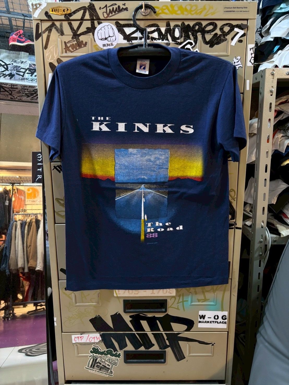 Band Tees The Kinks vintage T shirt 1987’s Size US M / EU 48-50 / 2 - 1 Thumbnail