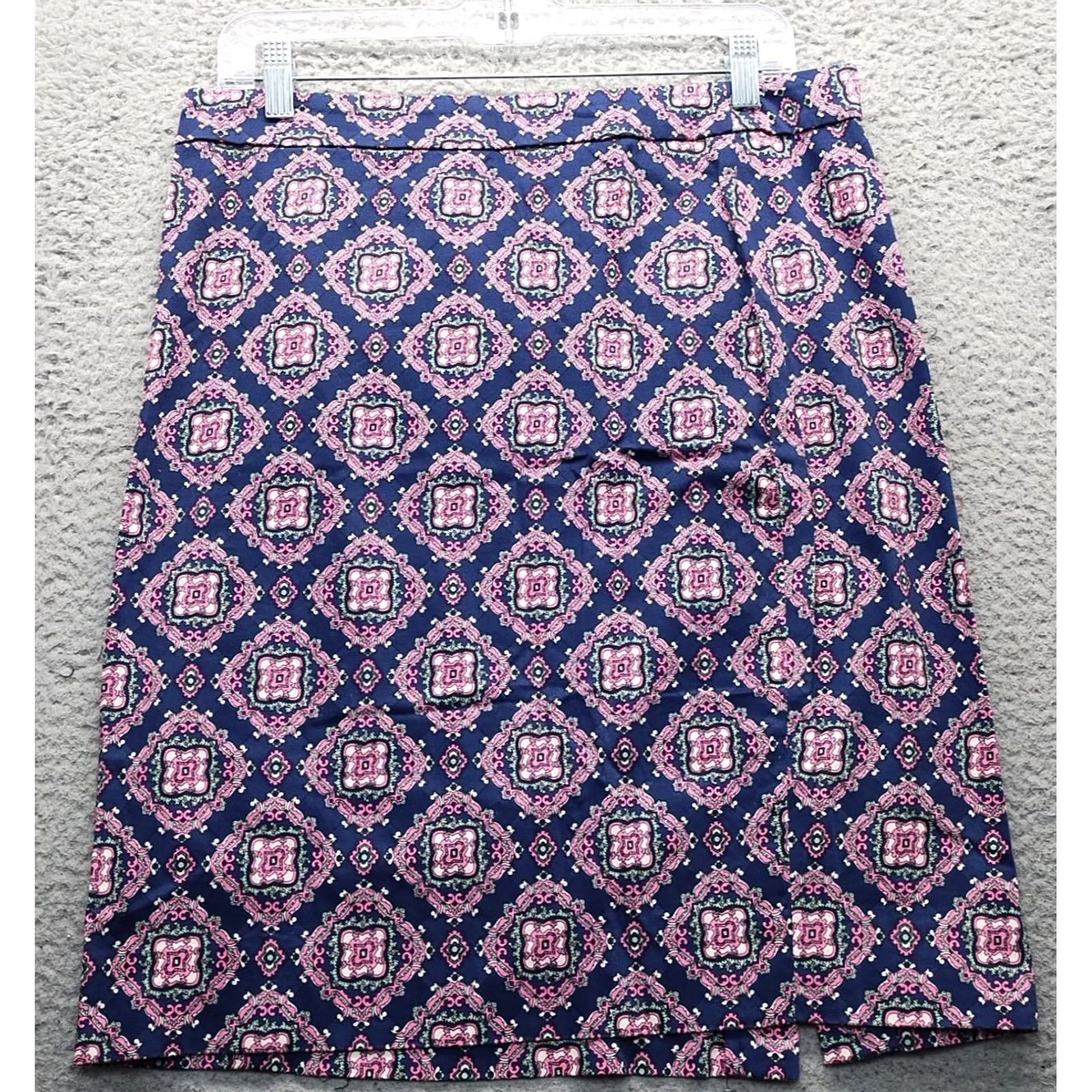J.Crew J.CREW The Pencil Skirt Womens 8 Multi Geometric Lined Stretch Vented Back Zip Skirt Womens Size 8 Geometric Multicolor 90s Outdoor Pencil Mens? Size 30" / US 8 / IT 44 - 2 Thumbnail