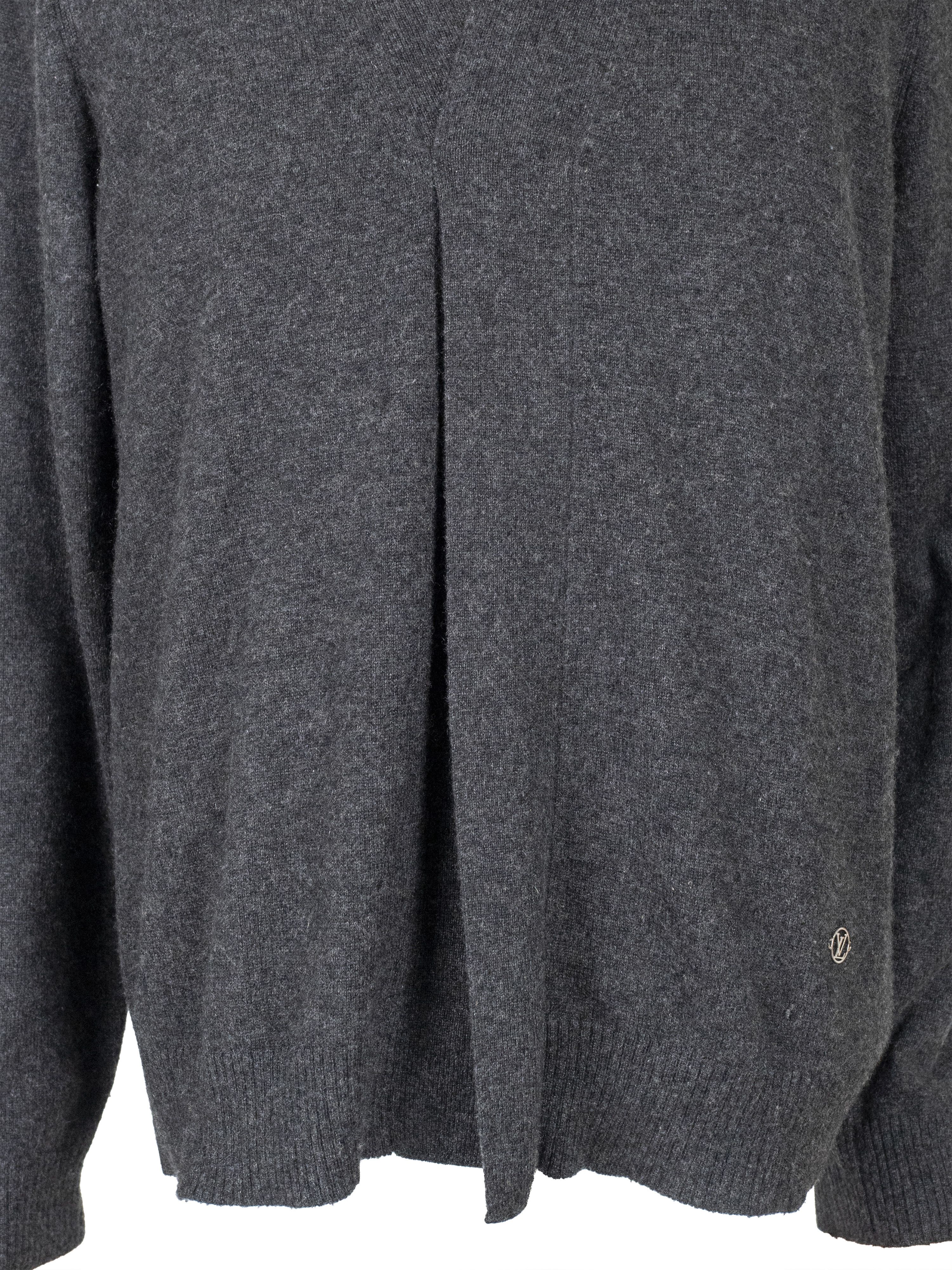 Louis Vuitton Louis Vuitton Charcoal Grey Cashmere V-Neck Pullover Size US M / EU 48-50 / 2 - 3 Thumbnail