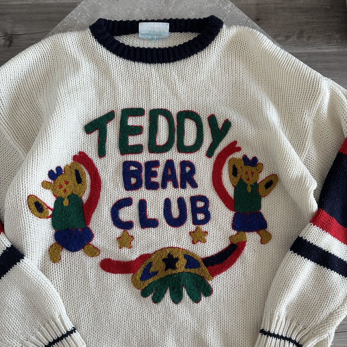 Vintage Vintage 90s Knitted Christmas ugly sweater Teddy Bear club Size US L / EU 52-54 / 3 - 4 Thumbnail