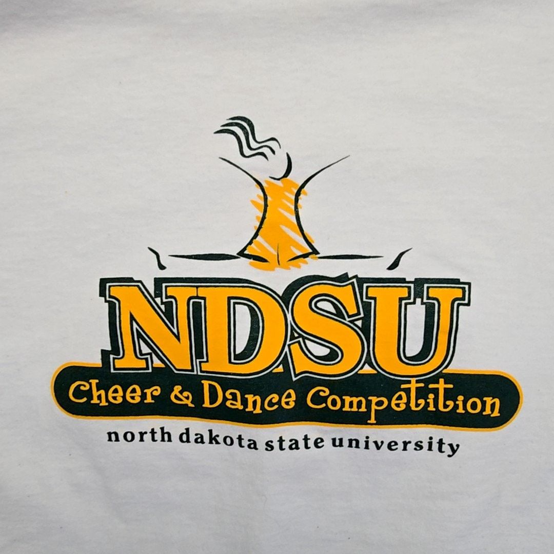 Fruit Of The Loom Vintage NDSU Cheer Dance Competition XL White College Tee Size US XL / EU 56 / 4 - 2 Thumbnail